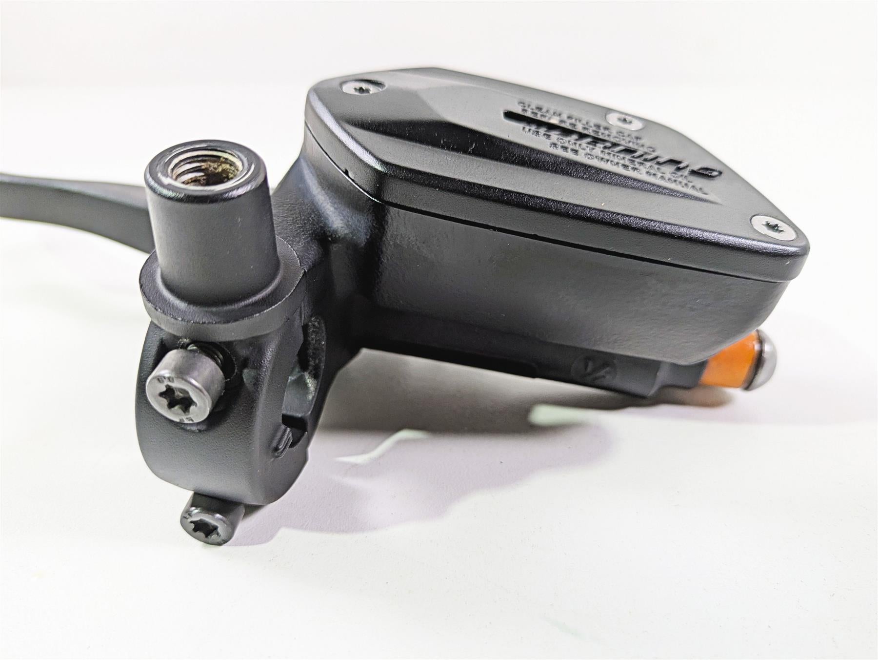 2022 BMW RnineT Pure K22 Nissin Clutch Master Cylinder 32721599066 {{ shop.shopifyCountryName }} - Mototech271