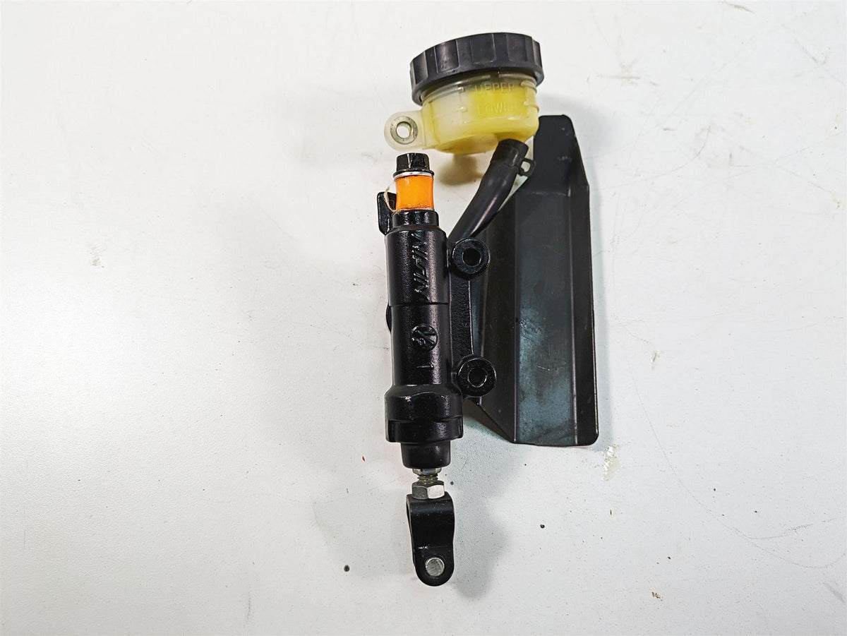 2006 Honda V-Twin VTX1300 R Nissin Rear Brake Master Cylinder 43510-MEA-902 {{ shop.shopifyCountryName }} - Mototech271