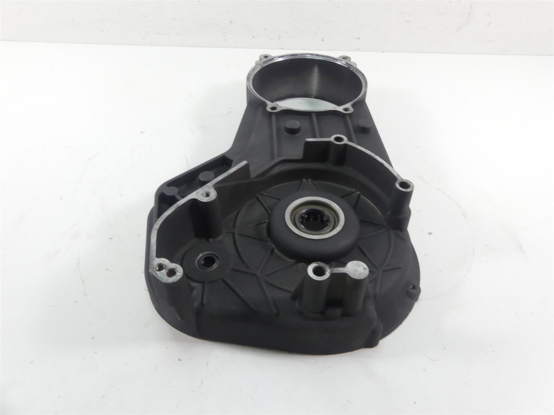 2005 Harley Touring CVO FLHTC SE Electra Glide Inner Primary Cover 60677-01C {{ shop.shopifyCountryName }} - Mototech271