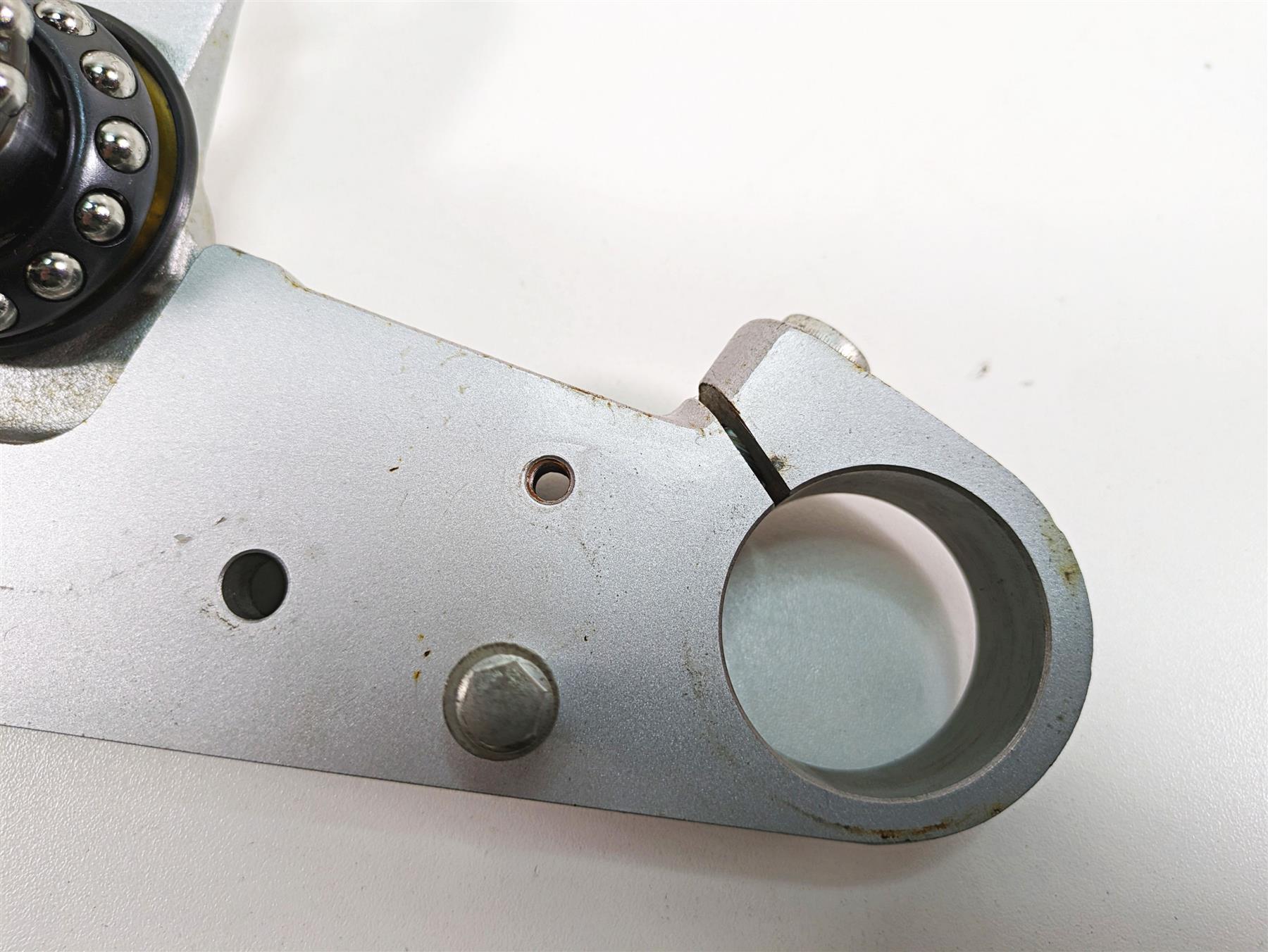 2006 Honda V-Twin VTX1300 R Upper Lower Triple Tree Riser Set 53219-MEA ...