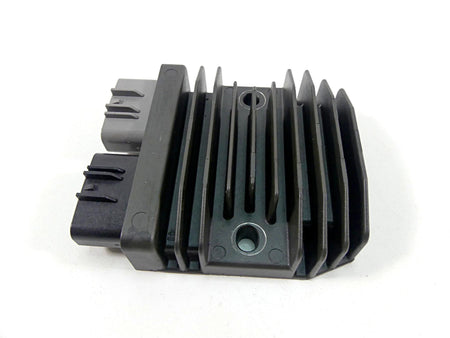 2022 Triumph Speed Triple 1200 RS Rectifier Voltage Regulator T1300679 FH027AA {{ shop.shopifyCountryName }} - Mototech271