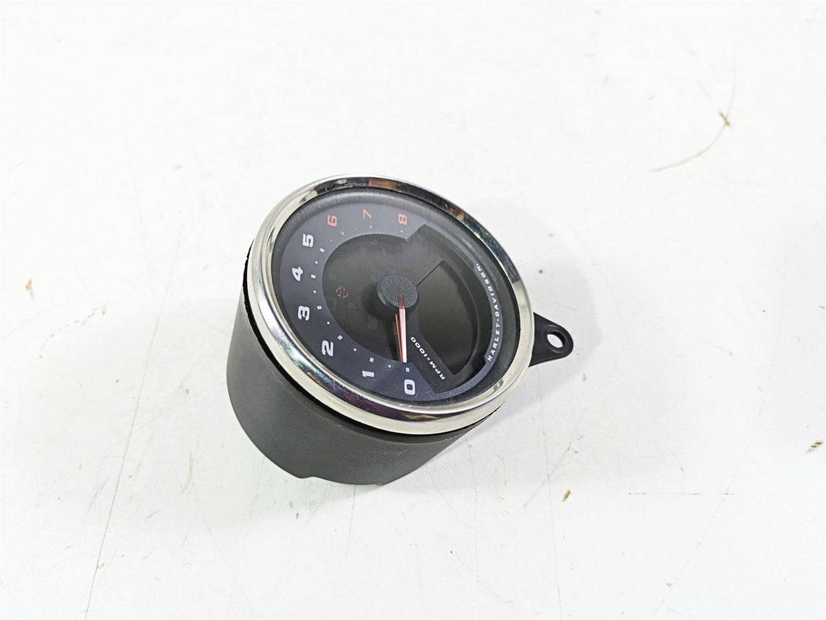2018 Harley Softail FXFBS Fat Bob Speedometer Gauge Instrument - 33k 70900703 {{ shop.shopifyCountryName }} - Mototech271