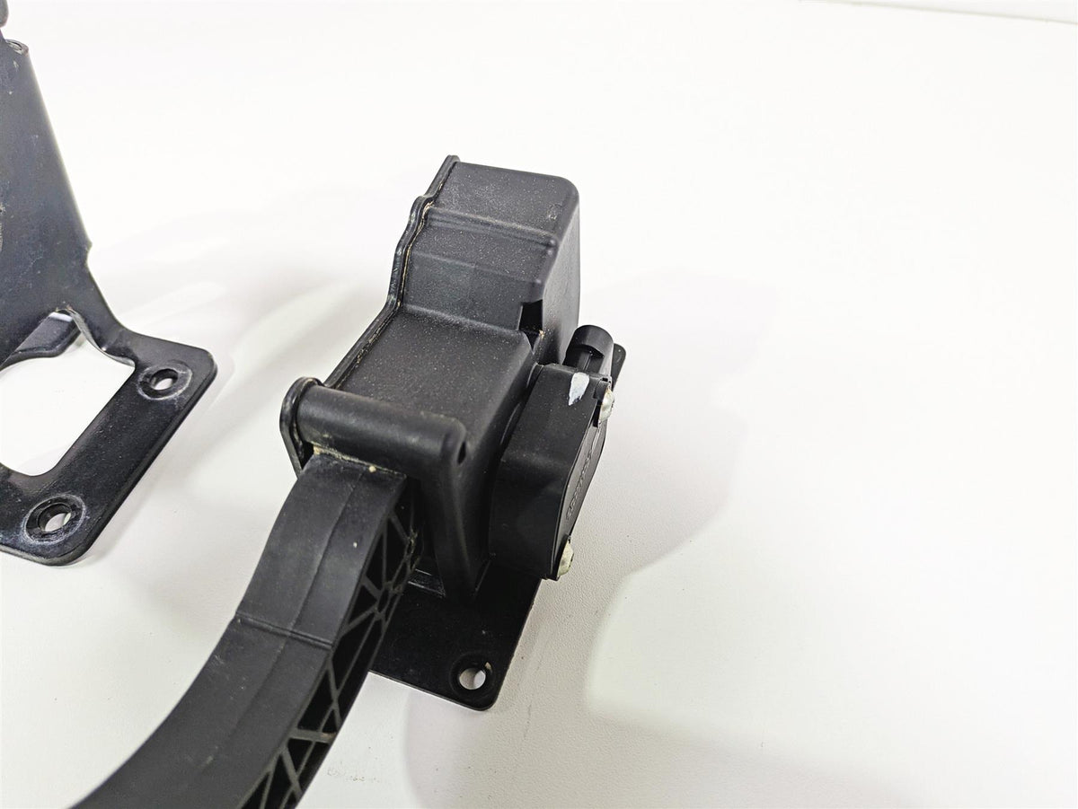 2021 CFMoto Zforce 950 Sport Foot Brake Pedal Lever Set 5BY0-105000 5HY0-082000 {{ shop.shopifyCountryName }} - Mototech271