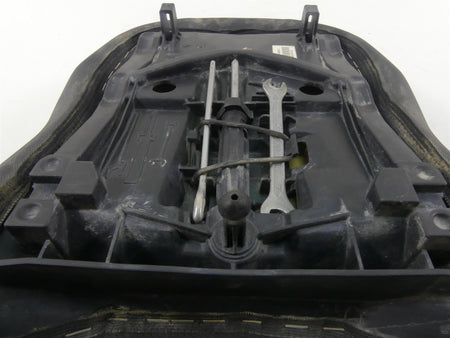 2019 BMW R1250GS K50 Rear Passenger Seat Saddle + Tools -Read 52538564242 668833 {{ shop.shopifyCountryName }} - Mototech271