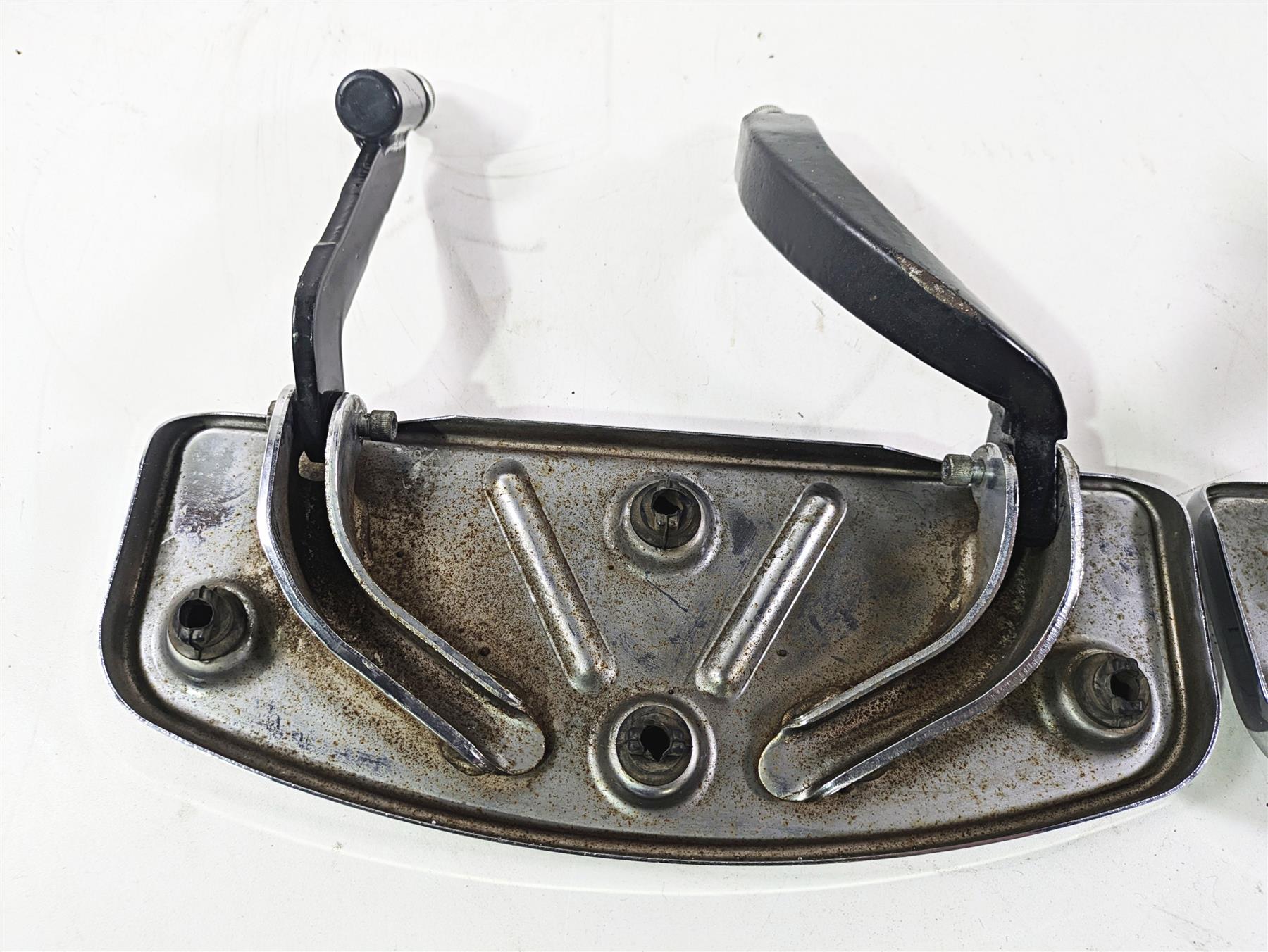 1996 Harley Touring FLHTCUI Electra Glide Front Rider Floor Board Set 50621-79A {{ shop.shopifyCountryName }} - Mototech271