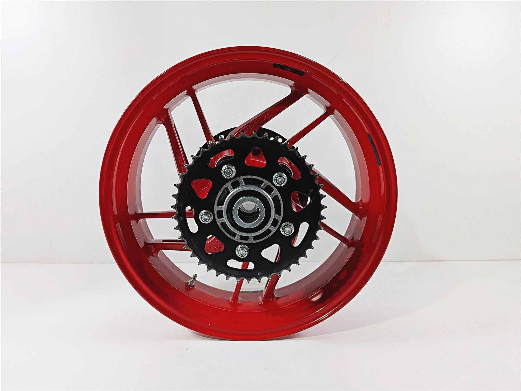 2019 Ducati 959 Panigale 17x5.5 Rear Wheel Red Rim - Runout 50221612AA {{ shop.shopifyCountryName }} - Mototech271