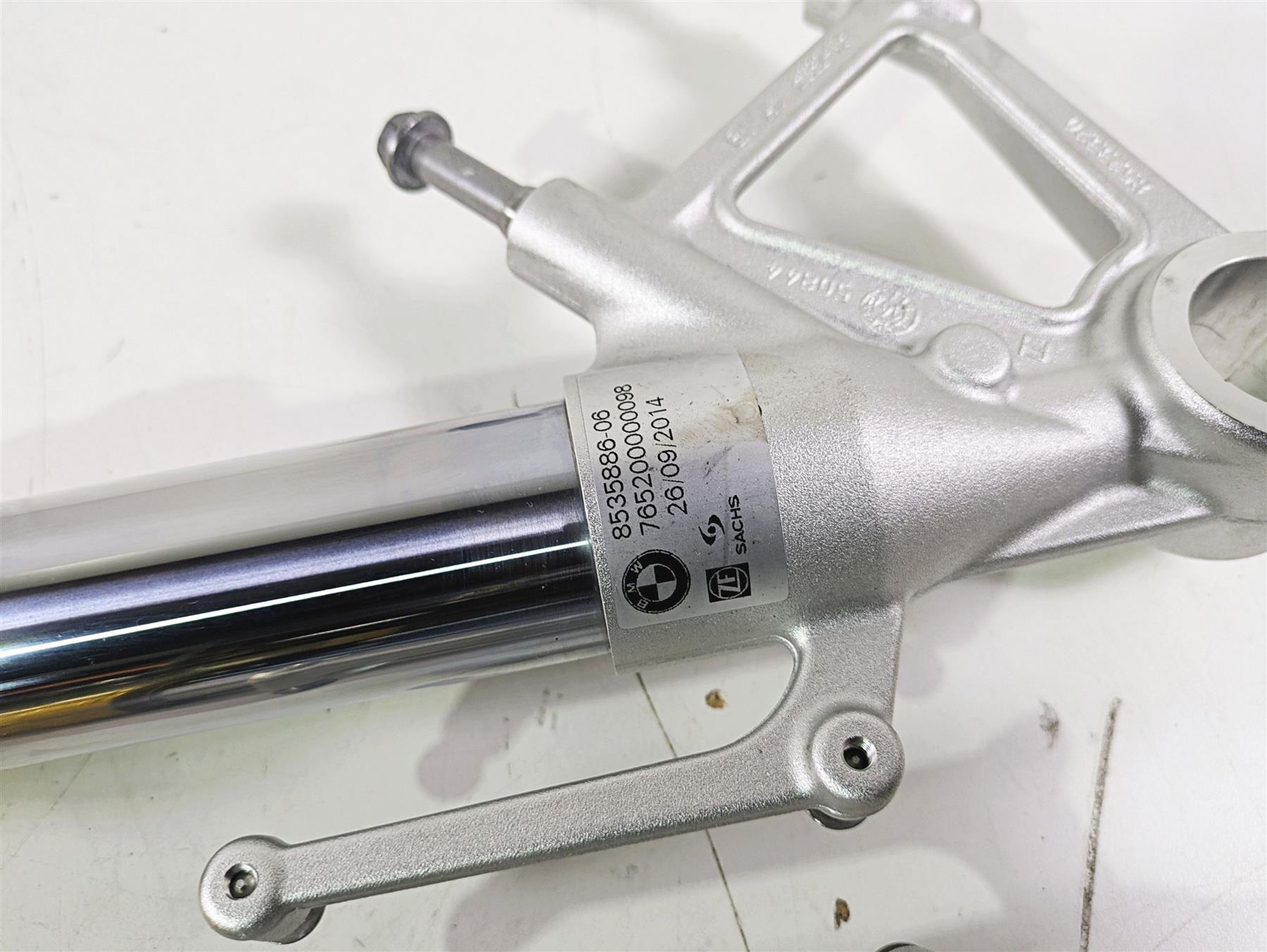 2015 BMW R nineT K21 Straight Sachs Front Fork Leg Set 591 Mi Only 31428535887 {{ shop.shopifyCountryName }} - Mototech271