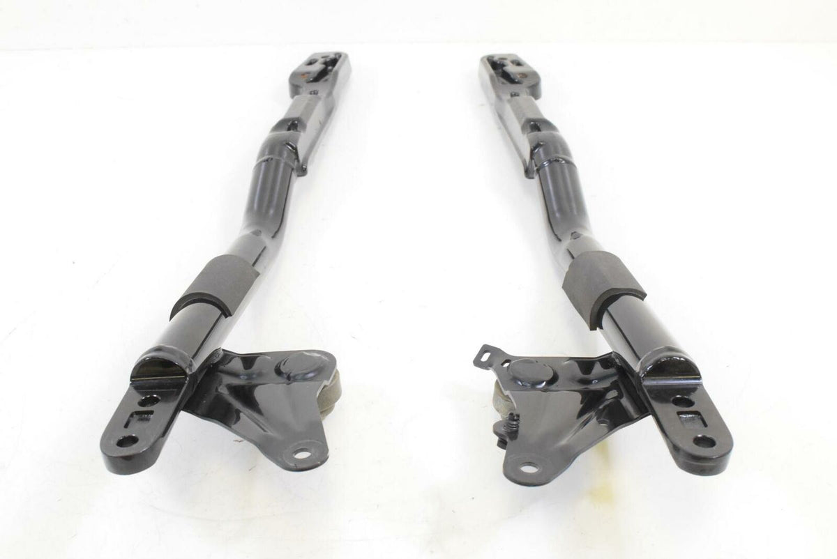 2017 Victory Octane 1200 Upper Frame Tube Rail Mount Set 1020139-266 / 1020138 {{ shop.shopifyCountryName }} - Mototech271