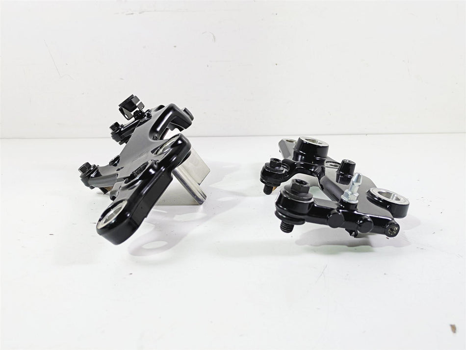 2024 Harley Sportster RH975 S Left Right Frame Mount Brackets 47200746 47200747 {{ shop.shopifyCountryName }} - Mototech271