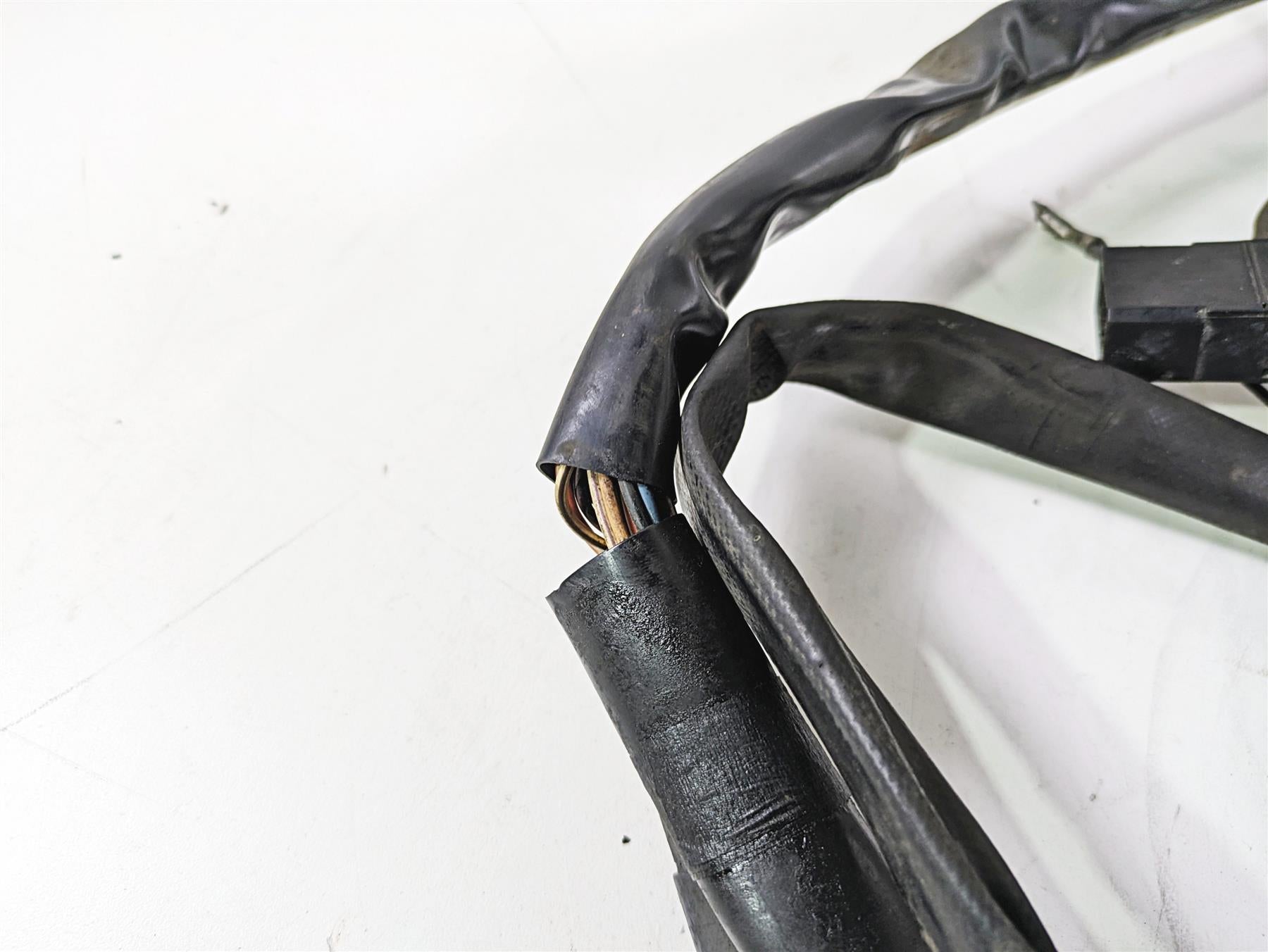 2003 Harley Dyna FXDL Low Rider 100TH Wiring Harness Loom -No Cuts 69558-01 {{ shop.shopifyCountryName }} - Mototech271