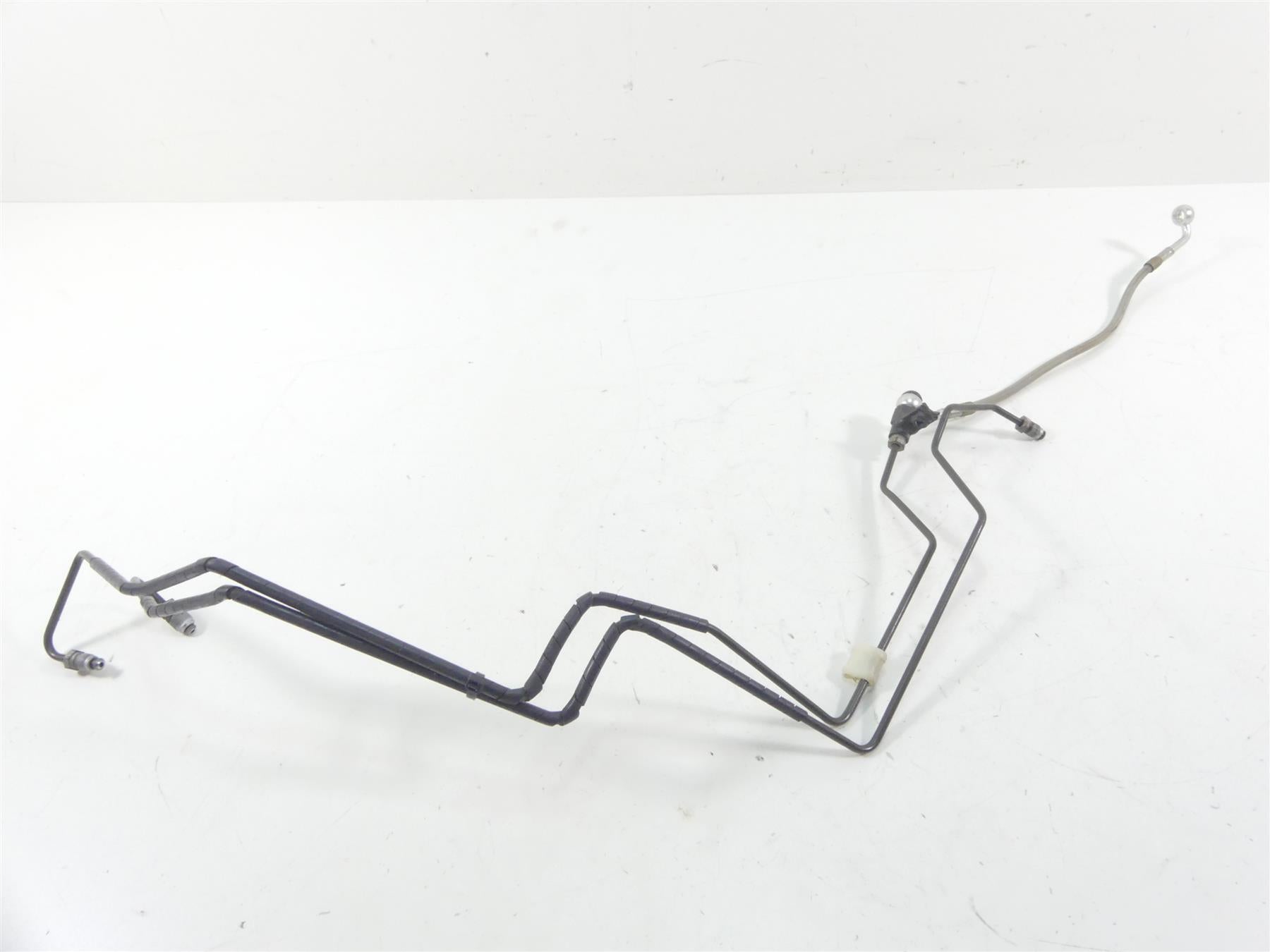 2001 BMW R1150 GS R21 Rear Abs Brake Line Hose Set 34327651363 {{ shop.shopifyCountryName }} - Mototech271