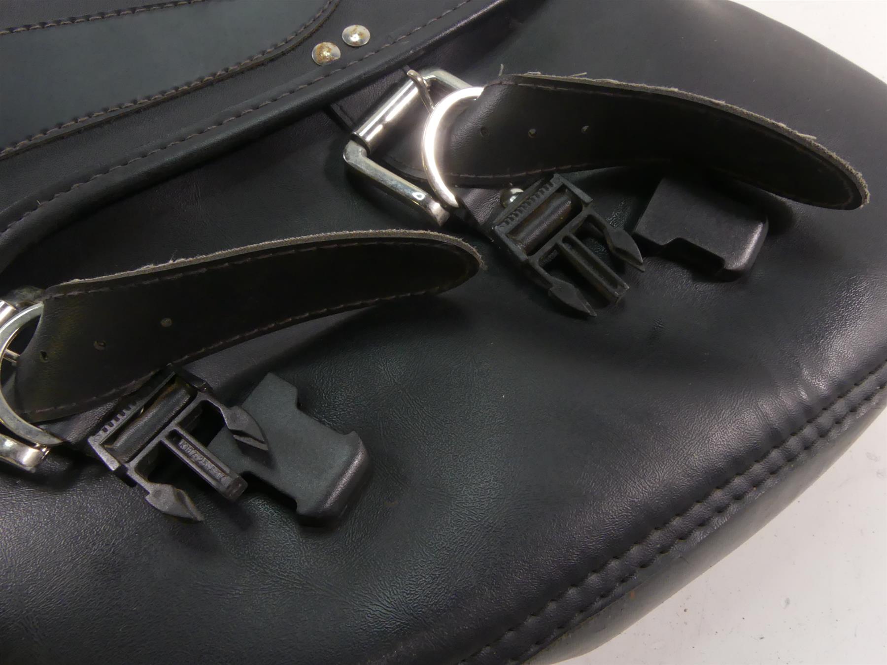 1995 Harley Dyna FXDL Low Rider Aftermarked Saddlebag Saddle Bag Set {{ shop.shopifyCountryName }} - Mototech271