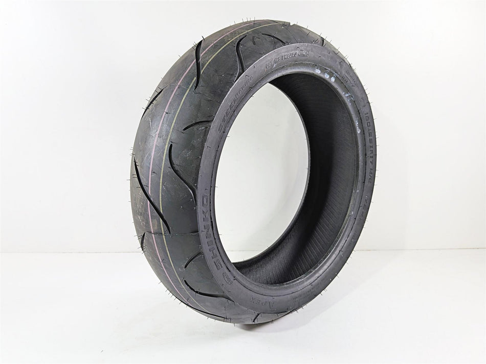 Unused Rear Motorcycle Tire Shinko 010 Apex 190/55R17 DOT25 87-4075-Mototech271