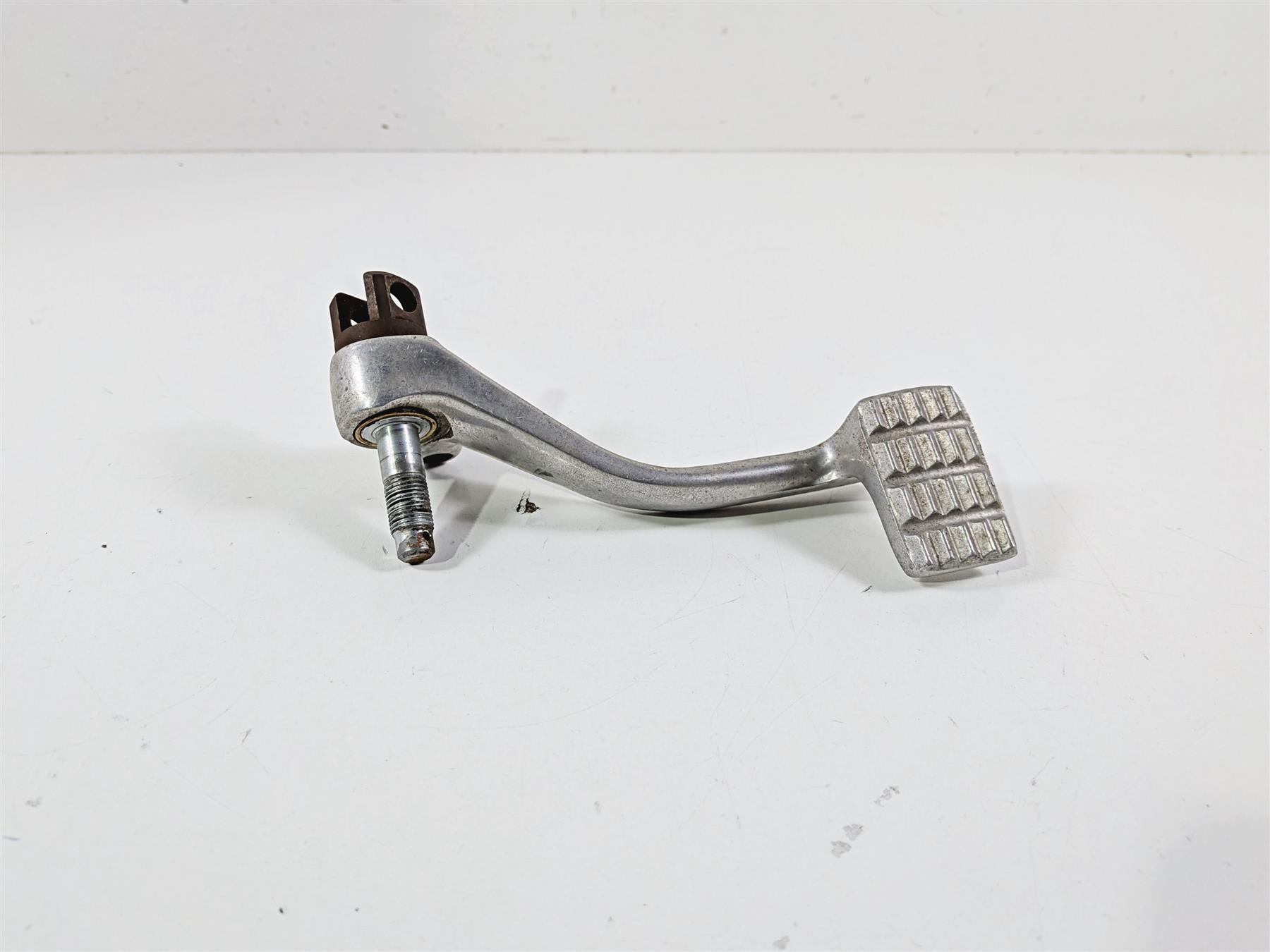 2002 Harley Davidson XLH883 Sportster Rear Brake Lever Pedal 42447-96 {{ shop.shopifyCountryName }} - Mototech271