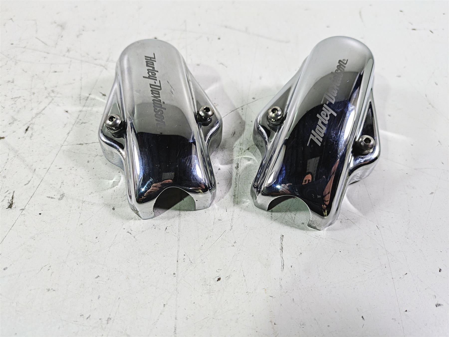 2005 Harley Softail FLSTFSE CVO Fat Boy Rear Axle Covers & Mounts 44500-03 {{ shop.shopifyCountryName }} - Mototech271