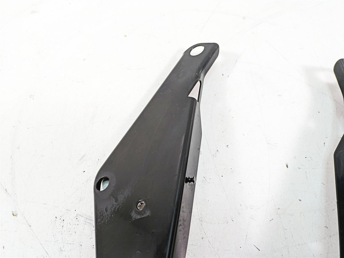 2010 Harley Touring FLHTCU Electra Glide Front Fairing Mount Holder Set 58479-96 {{ shop.shopifyCountryName }} - Mototech271