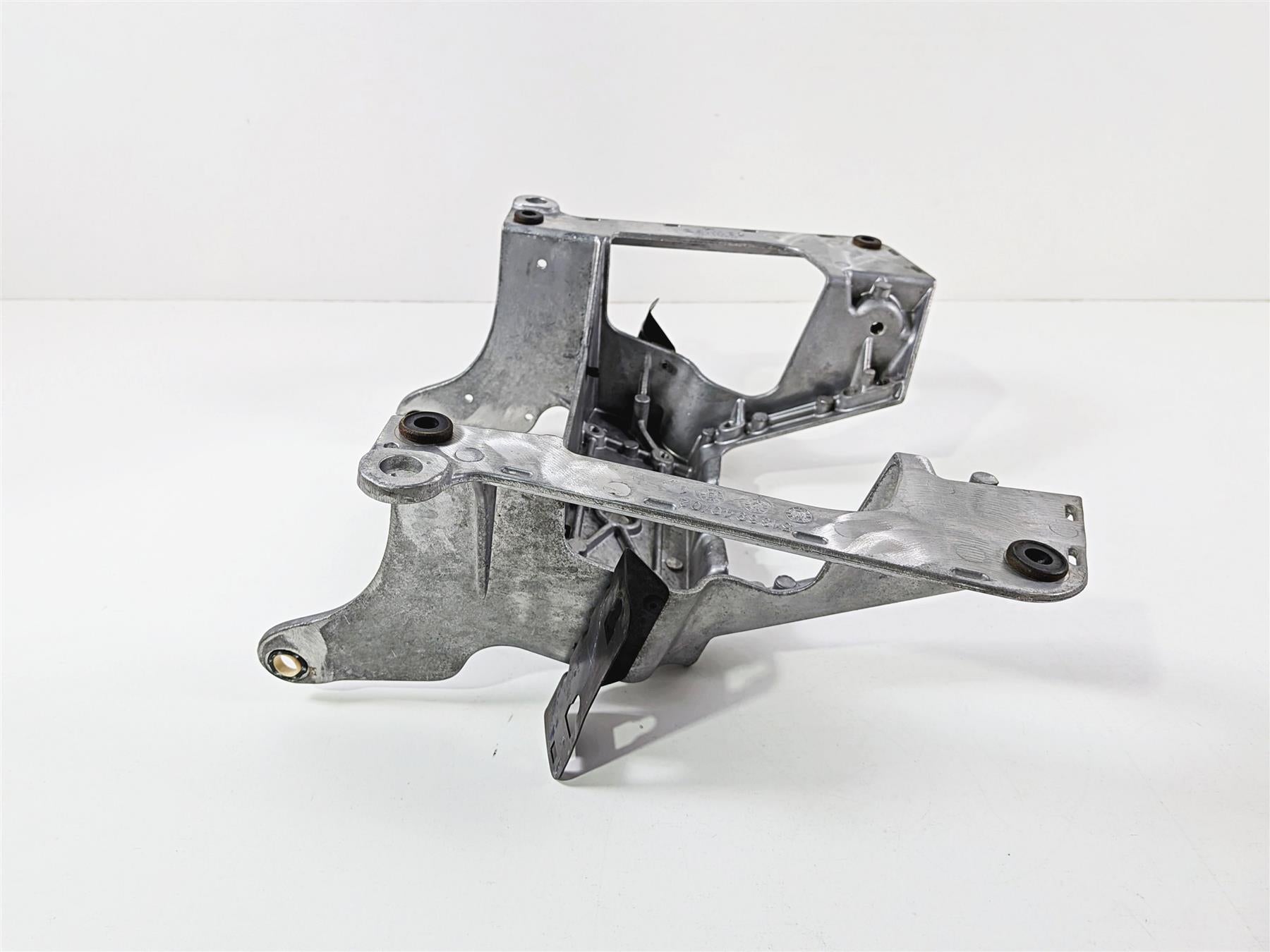 2013 Victory Vision Tour Front Upper Fairing Subframe Headlight Mount 5136940 {{ shop.shopifyCountryName }} - Mototech271