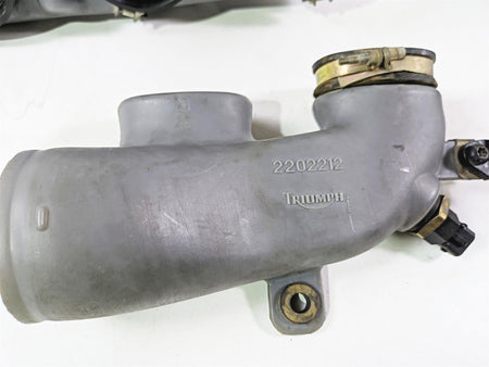 2006 Triumph Rocket 3 Air Box Filter Breather Tubes Set - Read T2202210 T2202212 {{ shop.shopifyCountryName }} - Mototech271