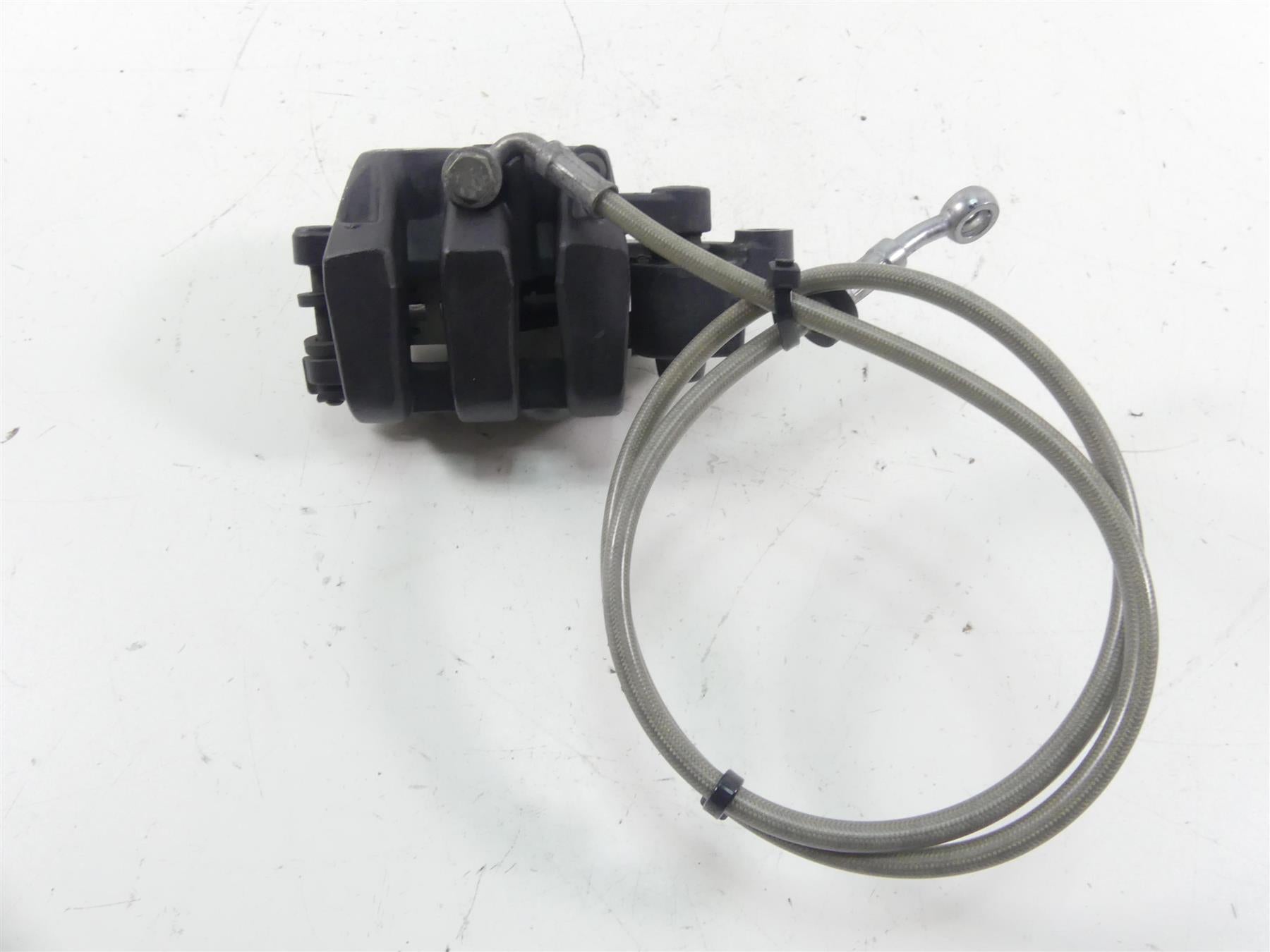 2018 Indian Scout Sixty Front Brake Caliper -No Abs 1912698 {{ shop.shopifyCountryName }} - Mototech271