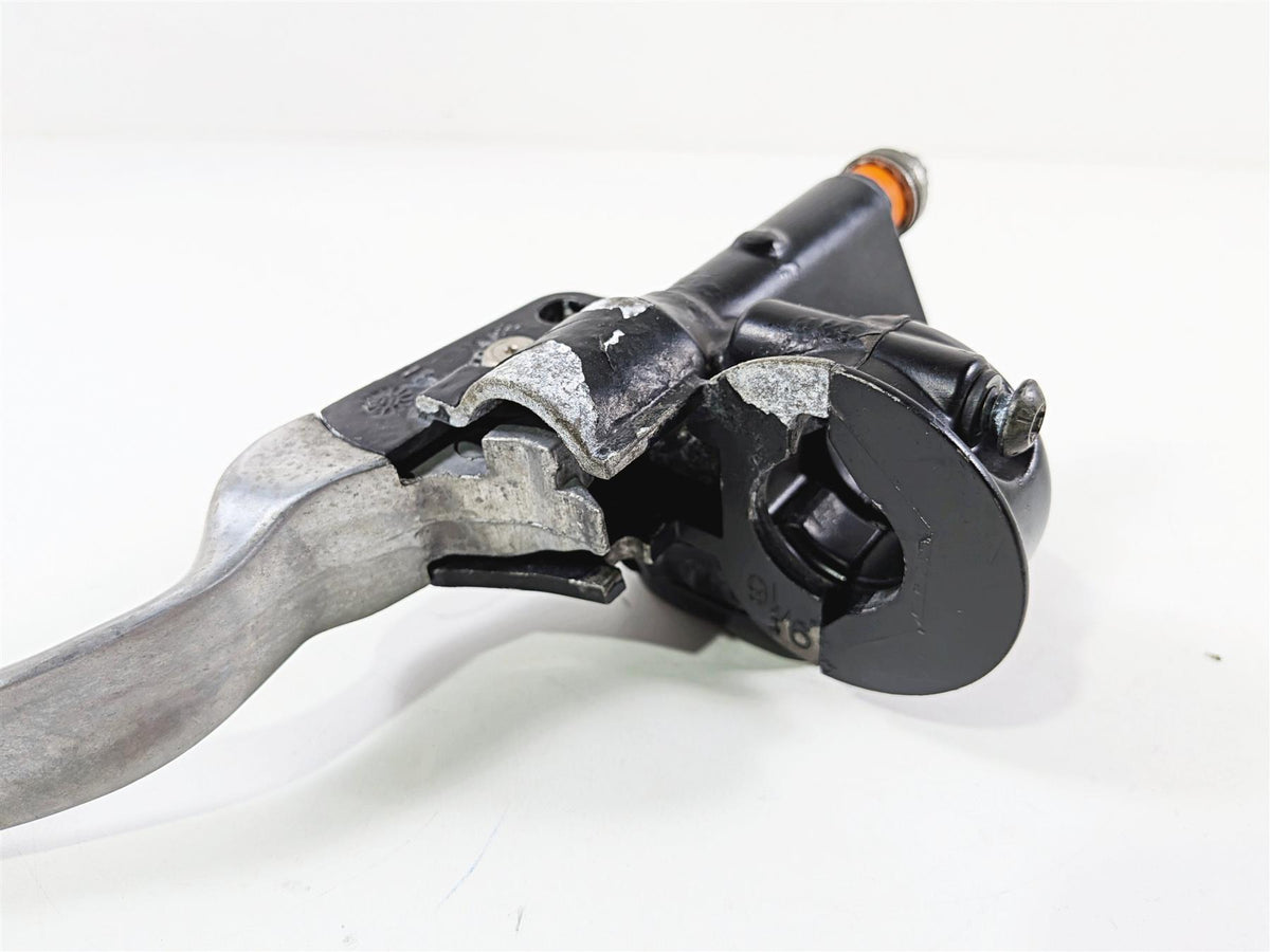 2012 Harley Softail FLSTF Fat Boy Front Brake Master Cylinder 9/16 45029-11D {{ shop.shopifyCountryName }} - Mototech271