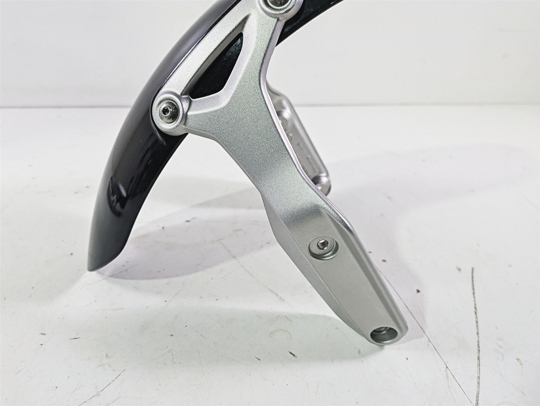 2015 BMW R nineT K21 Front Fender & Mounts Set 46618528968 46618531166 {{ shop.shopifyCountryName }} - Mototech271