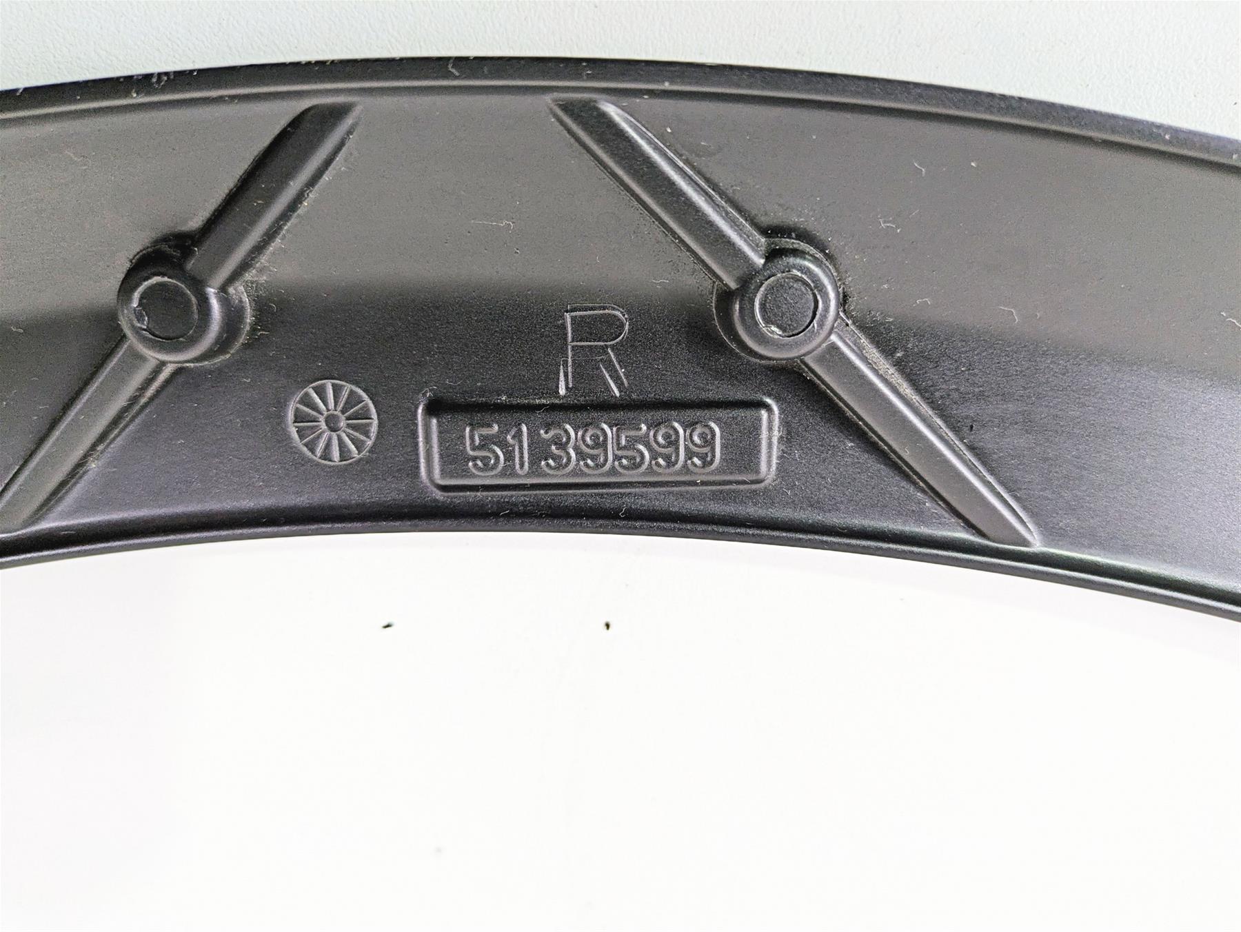 2016 Indian Chief Classic Rear Fender Side Struts Braces 5139599 5139598 {{ shop.shopifyCountryName }} - Mototech271