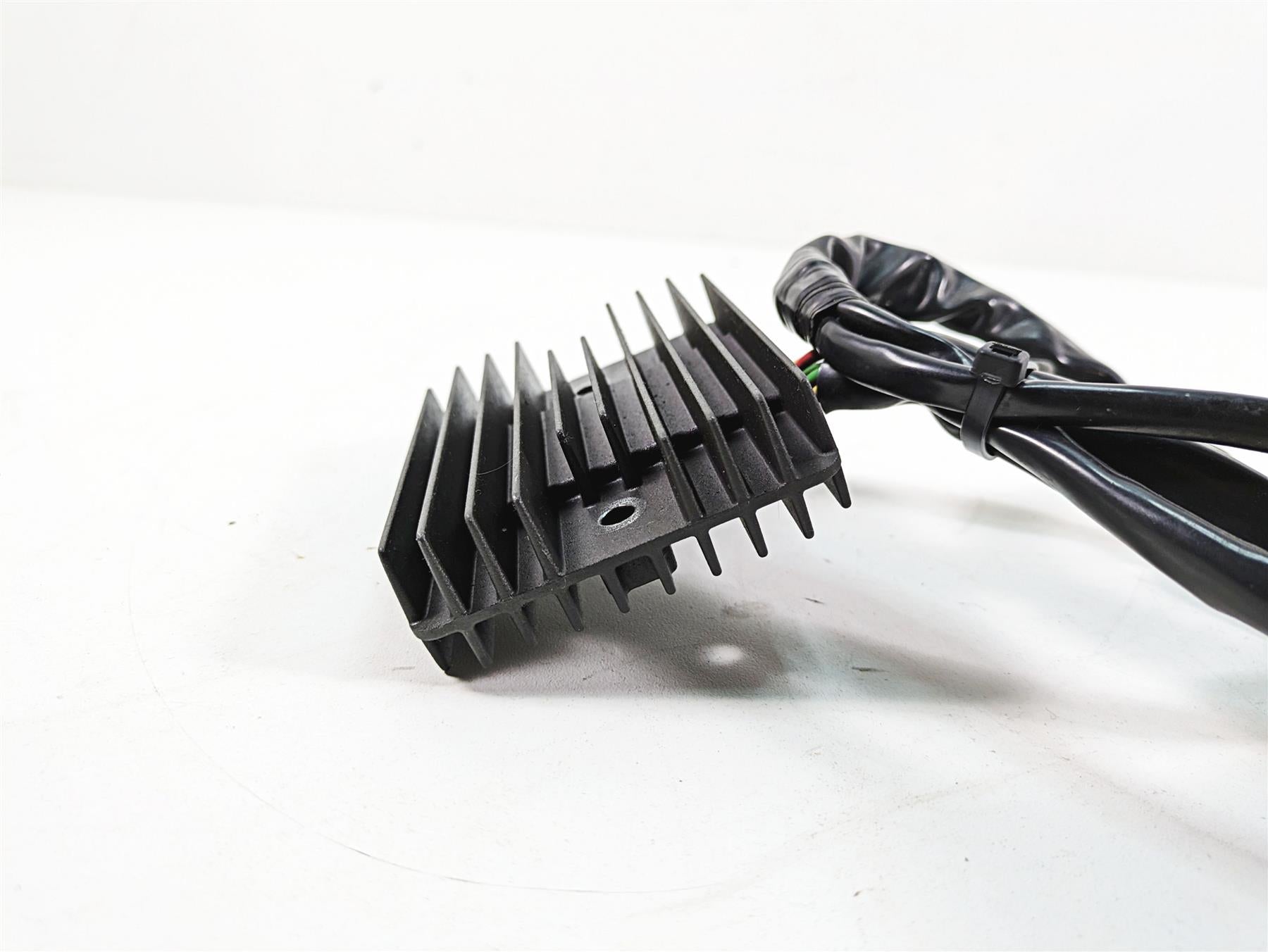 2006 Honda V-Twin VTX1300 R Rectifier Voltage Regulator SH579DB 31600-MEA-741 {{ shop.shopifyCountryName }} - Mototech271