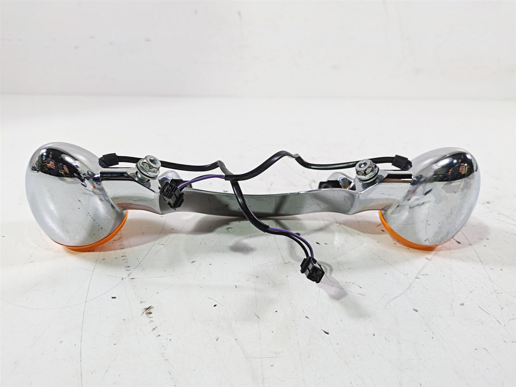 2019 Harley FLHCS Softail Heritage Rear Blinker Turn Signal Bar 68550-09 {{ shop.shopifyCountryName }} - Mototech271
