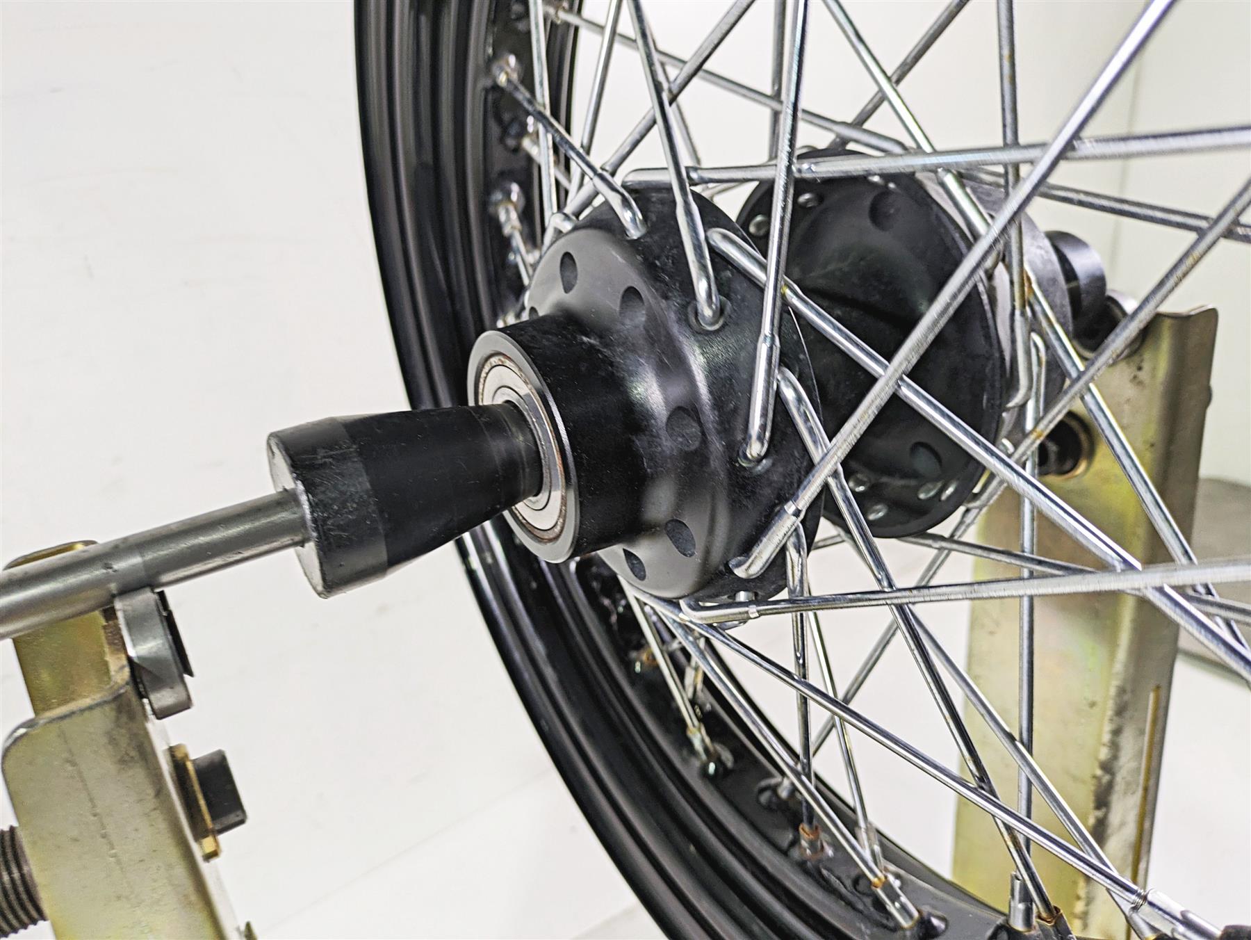 2021 Harley Softail FLSL Slim Straight 16x3 Front Wheel Spoke Rim 55107-12 {{ shop.shopifyCountryName }} - Mototech271