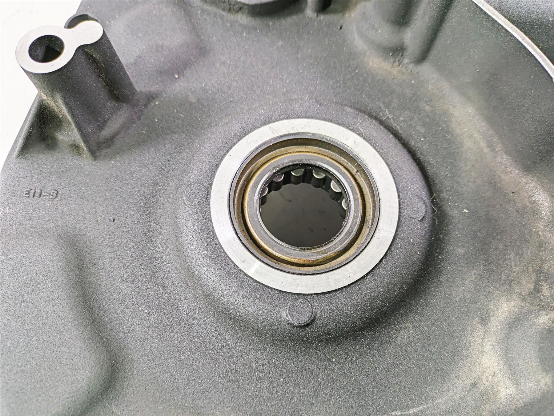 2015 Harley Touring FLHTKL E -Glide Low Inner Primary Clutch Cover 60677-07A {{ shop.shopifyCountryName }} - Mototech271