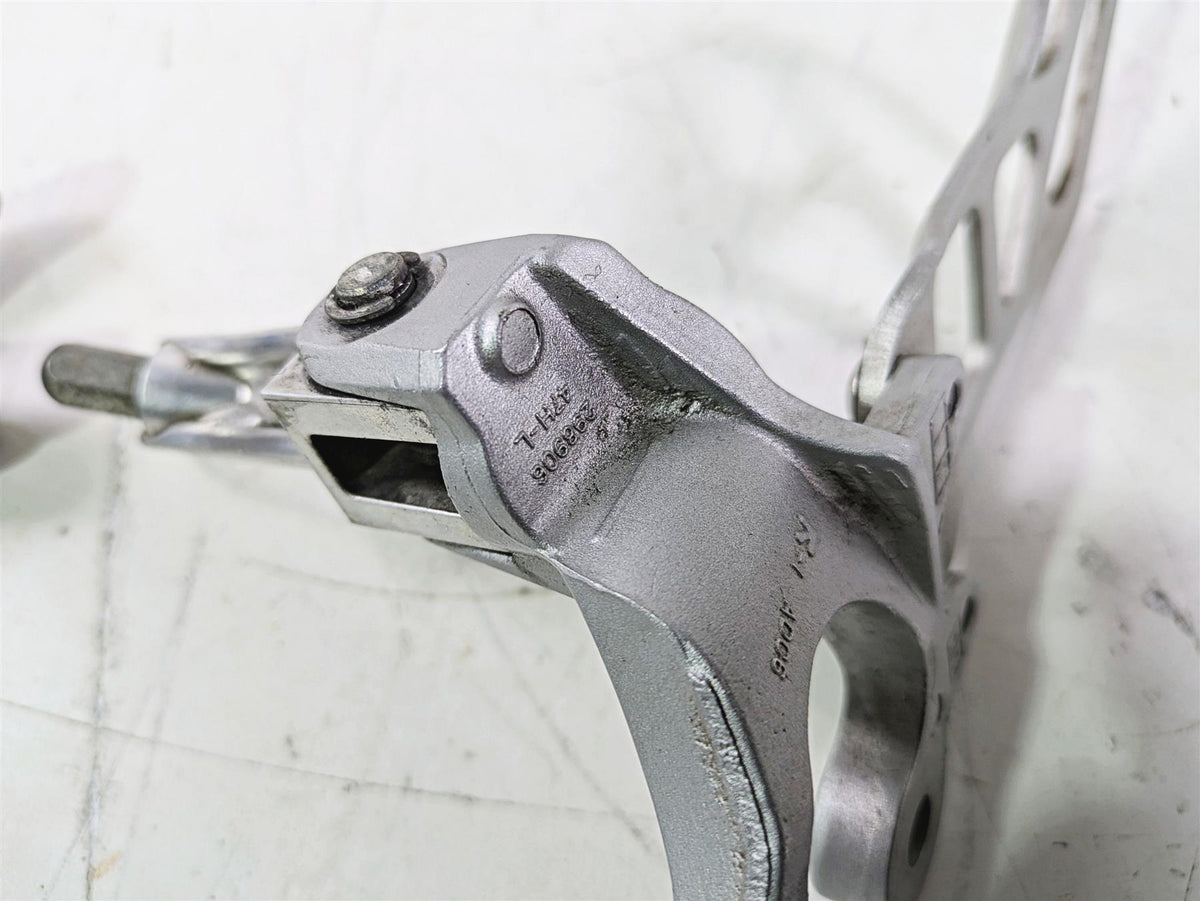 2016 Suzuki GSXR1000 Left Front Rider Driver Foot Peg & Mount 43521-47H20 {{ shop.shopifyCountryName }} - Mototech271