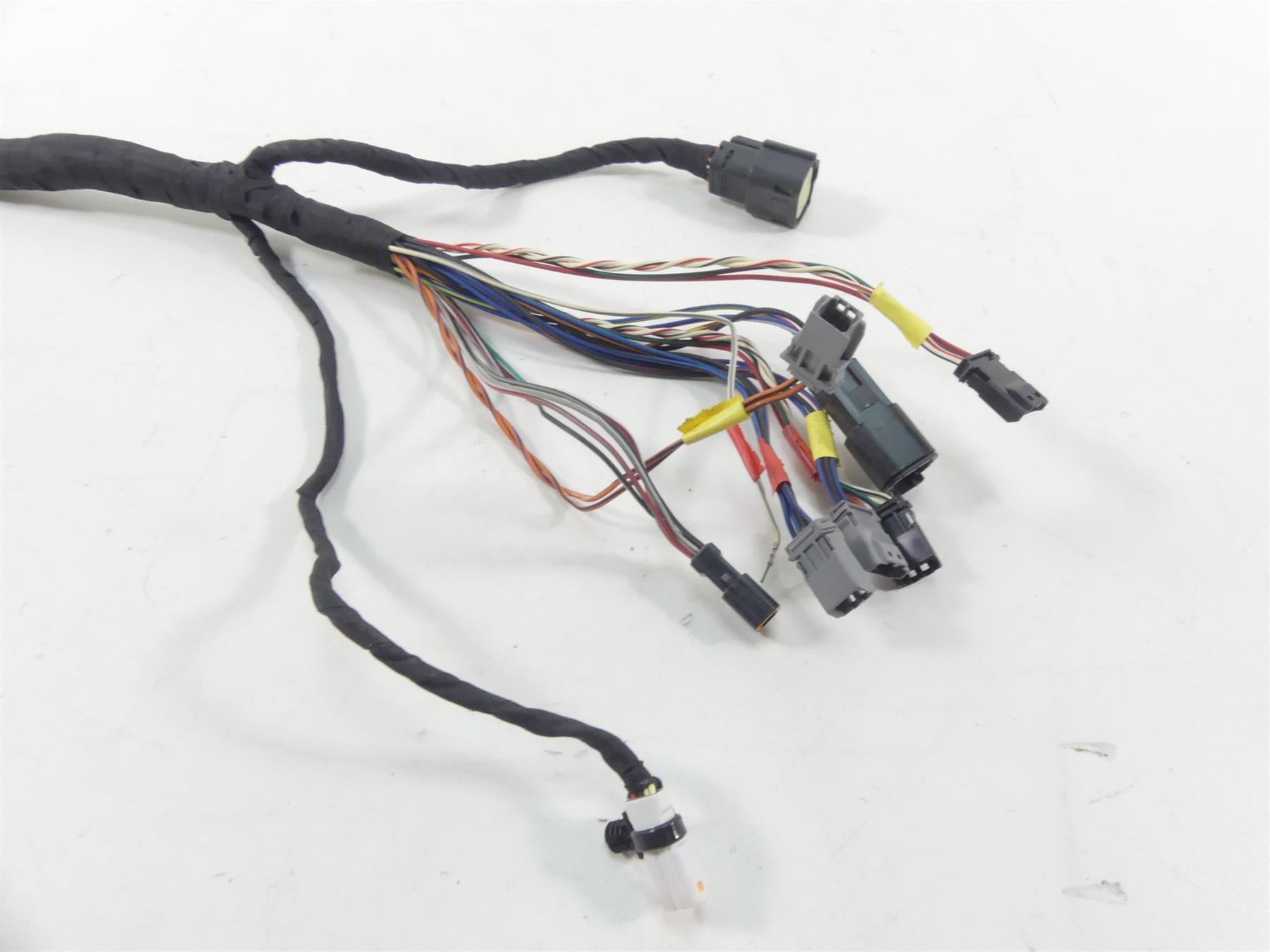 2019 Harley FLHC Softail Heritage Rear Frame Backbone Wiring Harness 69201655 {{ shop.shopifyCountryName }} - Mototech271