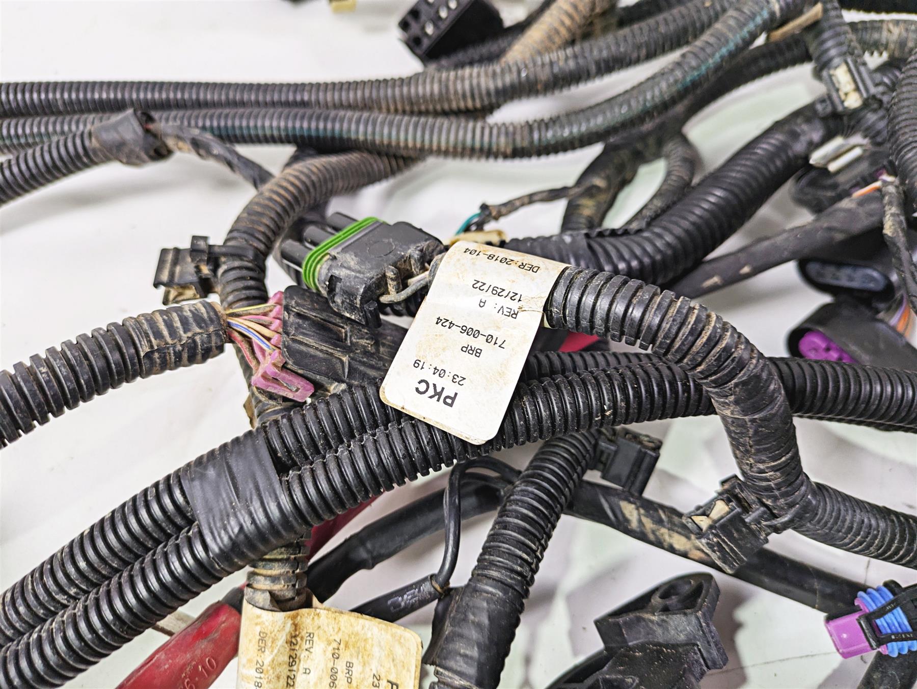 2023 Can Am Maverick X3 XMR Turbo RR Main Wiring Harness Loom -No Cut 710009156 {{ shop.shopifyCountryName }} - Mototech271
