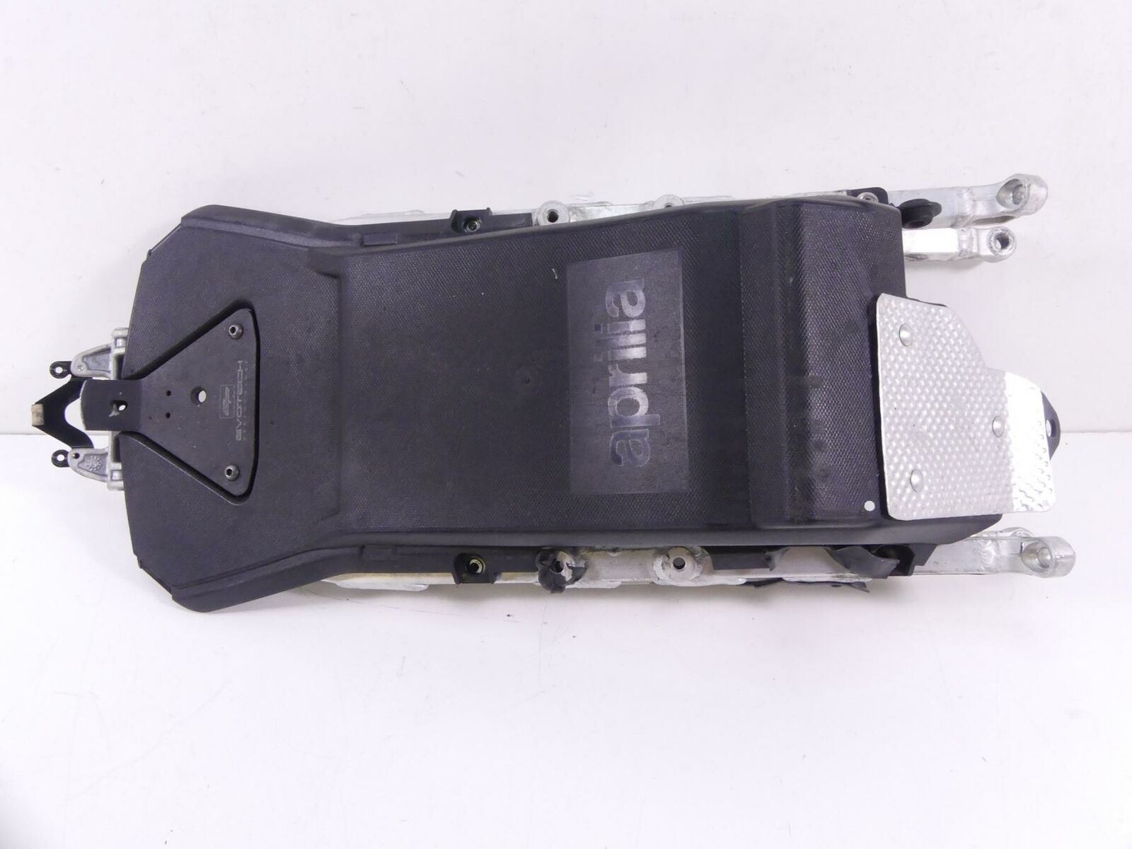 2016 Aprilia RSV 1100 Tuono V4 RR Straight Sub Frame Subframe 858849 {{ shop.shopifyCountryName }} - Mototech271
