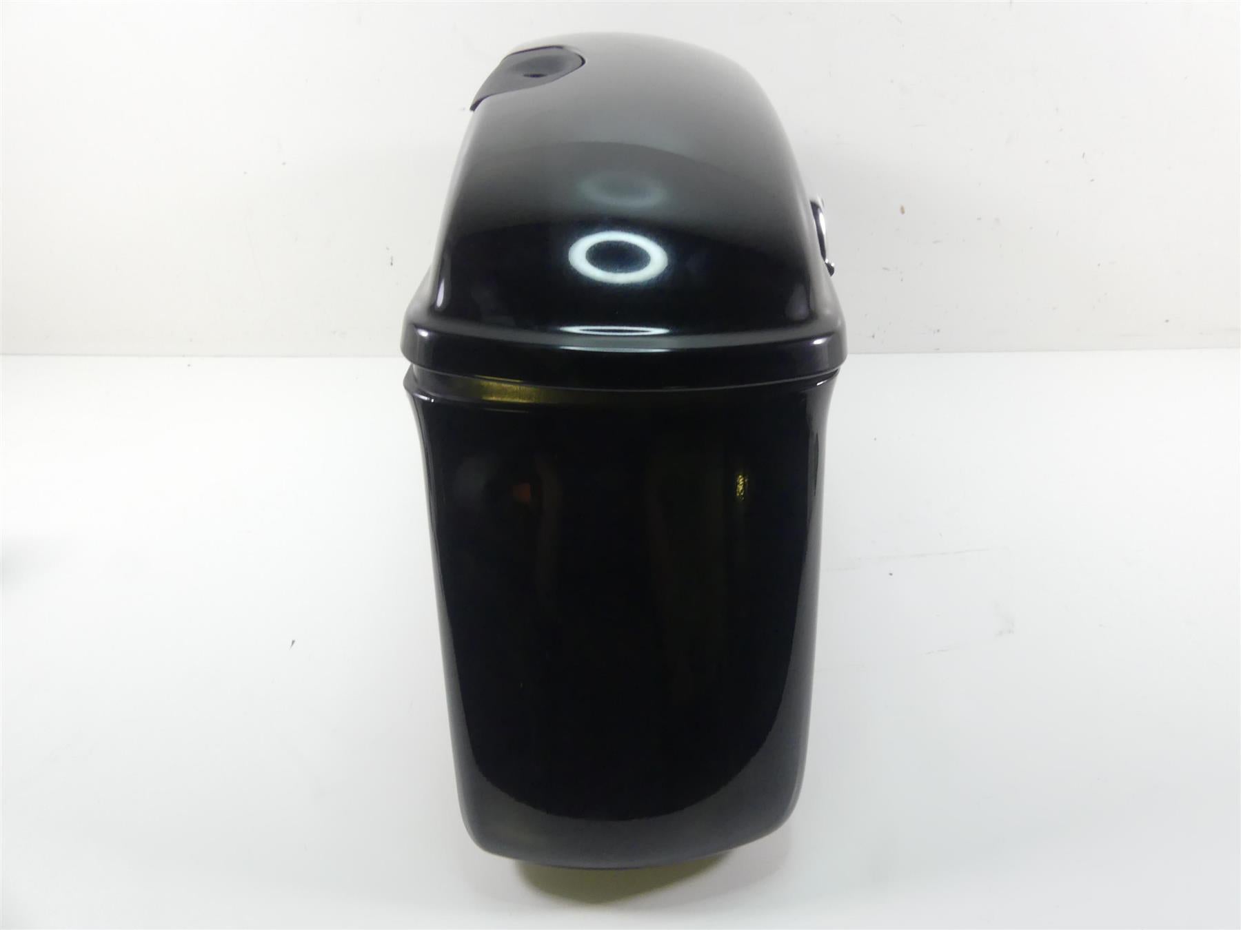 2013 Triumph Rocket 3 Touring Right Saddlebag Saddle Bag -Read T2352069 {{ shop.shopifyCountryName }} - Mototech271