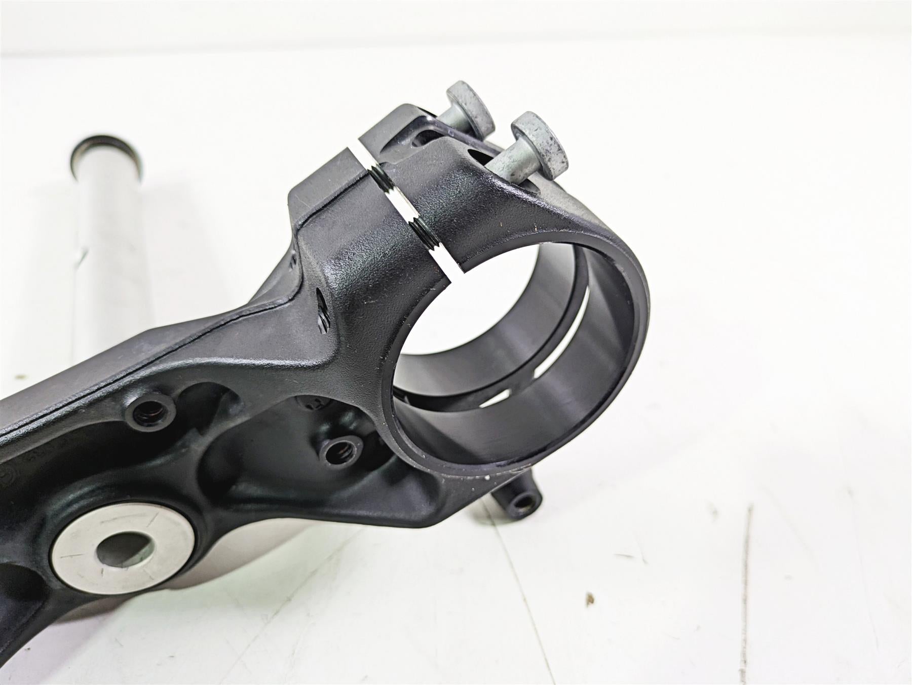 2022 KTM 1290 Super Adventure S Lower Triple Tree Steering Clamp 61901032032 {{ shop.shopifyCountryName }} - Mototech271