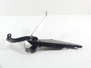 2007 Harley FLHTCU SE CVO Electra Glide Front Fairing Mount Holder Set 58478-96B | Mototech271