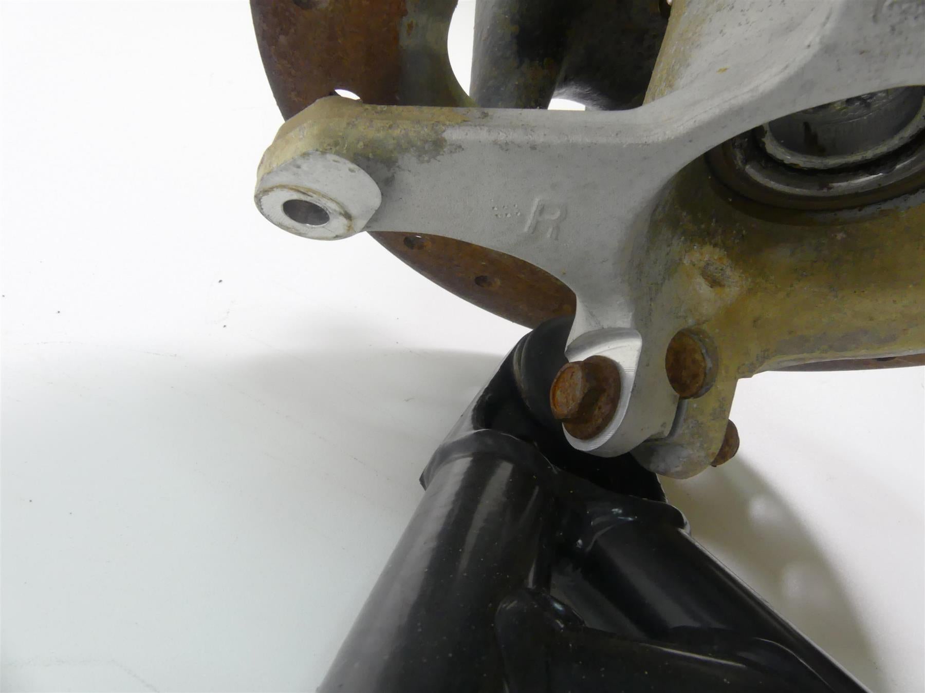 2018 Can Am Maverick X3 Turbo STD Front Right Control Arm Knee Set 706203137 {{ shop.shopifyCountryName }} - Mototech271