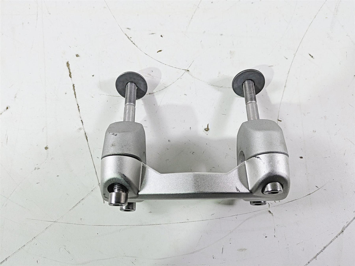 2019 Triumph Speed Triple RS 1050 Handlebar Holder Riser Set T2042064 T2041599 {{ shop.shopifyCountryName }} - Mototech271