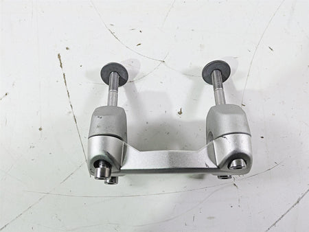 2019 Triumph Speed Triple RS 1050 Handlebar Holder Riser Set T2042064 T2041599 {{ shop.shopifyCountryName }} - Mototech271