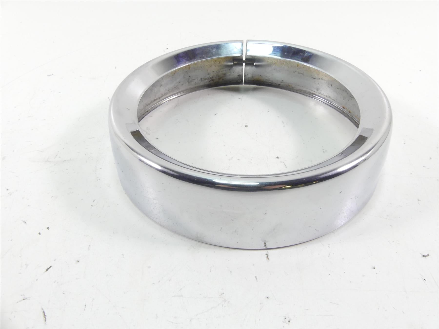2005 Harley Touring CVO FLHTC SE Electra Glide Headlight Chrome Ring Cover {{ shop.shopifyCountryName }} - Mototech271