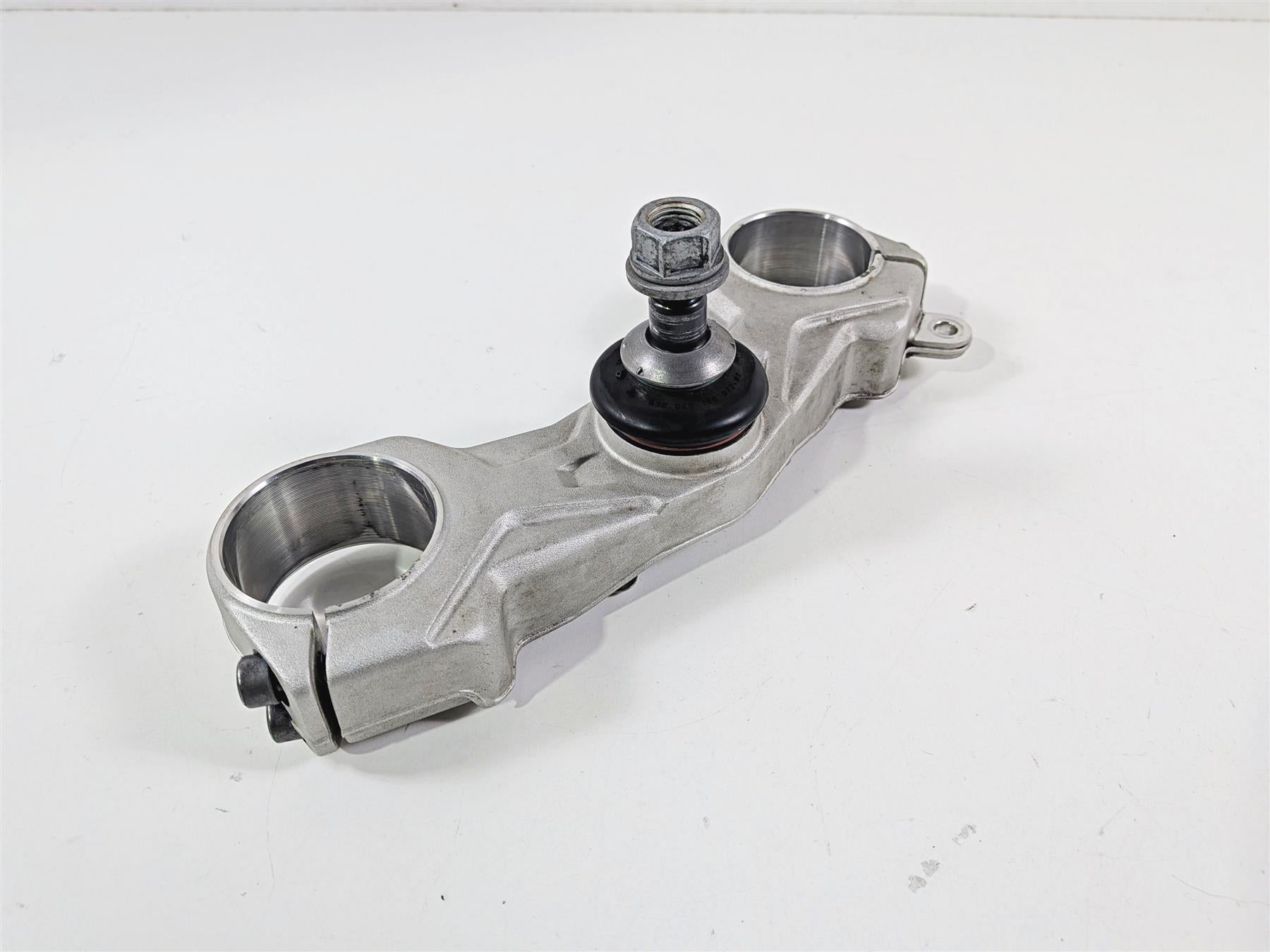 2016 BMW R1200RT RT RTW K52 Lower Triple Tree Clamp & Ball Joint 31428549492 {{ shop.shopifyCountryName }} - Mototech271