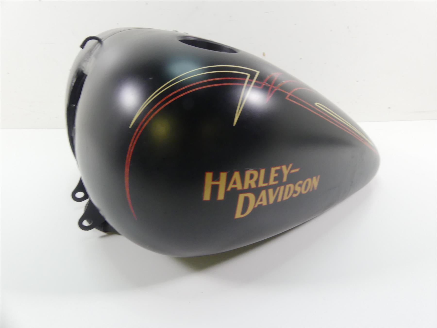 2008 Harley Softail FLSTSB Cross Bones Fuel Gas Tank Reservoir -No Dent 61000800 {{ shop.shopifyCountryName }} - Mototech271