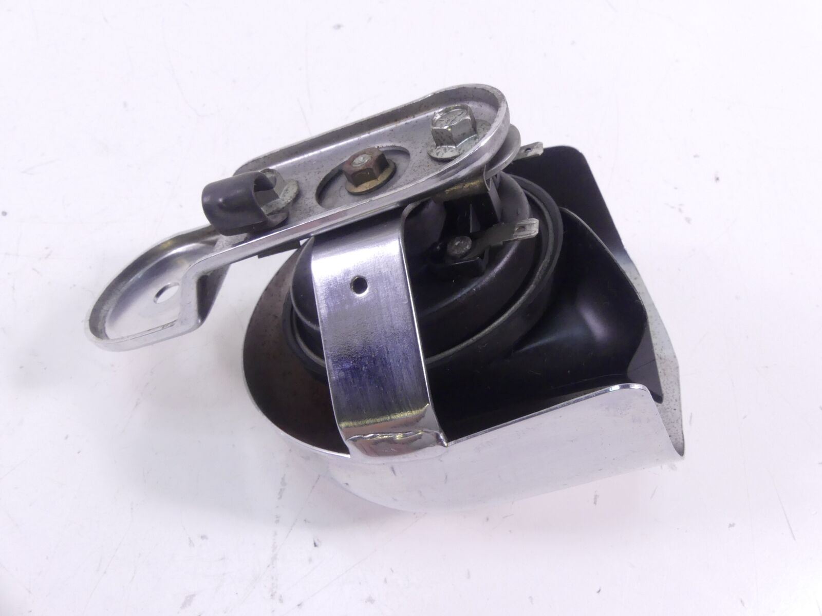 2002 Harley FLSTCI Softail Heritage Horn With Chrome Cover 61300478A {{ shop.shopifyCountryName }} - Mototech271