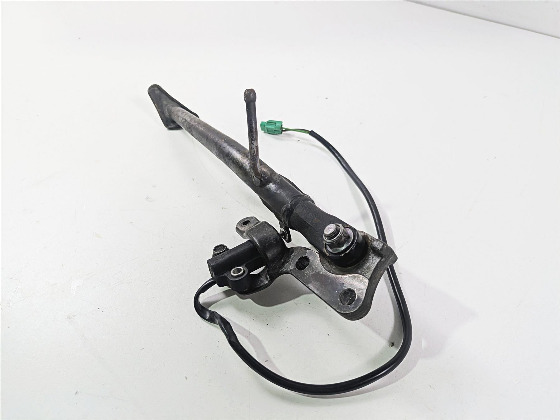 2006 Suzuki GSXR1000 K6 Side Kickstand Kick Stand & Safety Switch 42310-40F20 {{ shop.shopifyCountryName }} - Mototech271