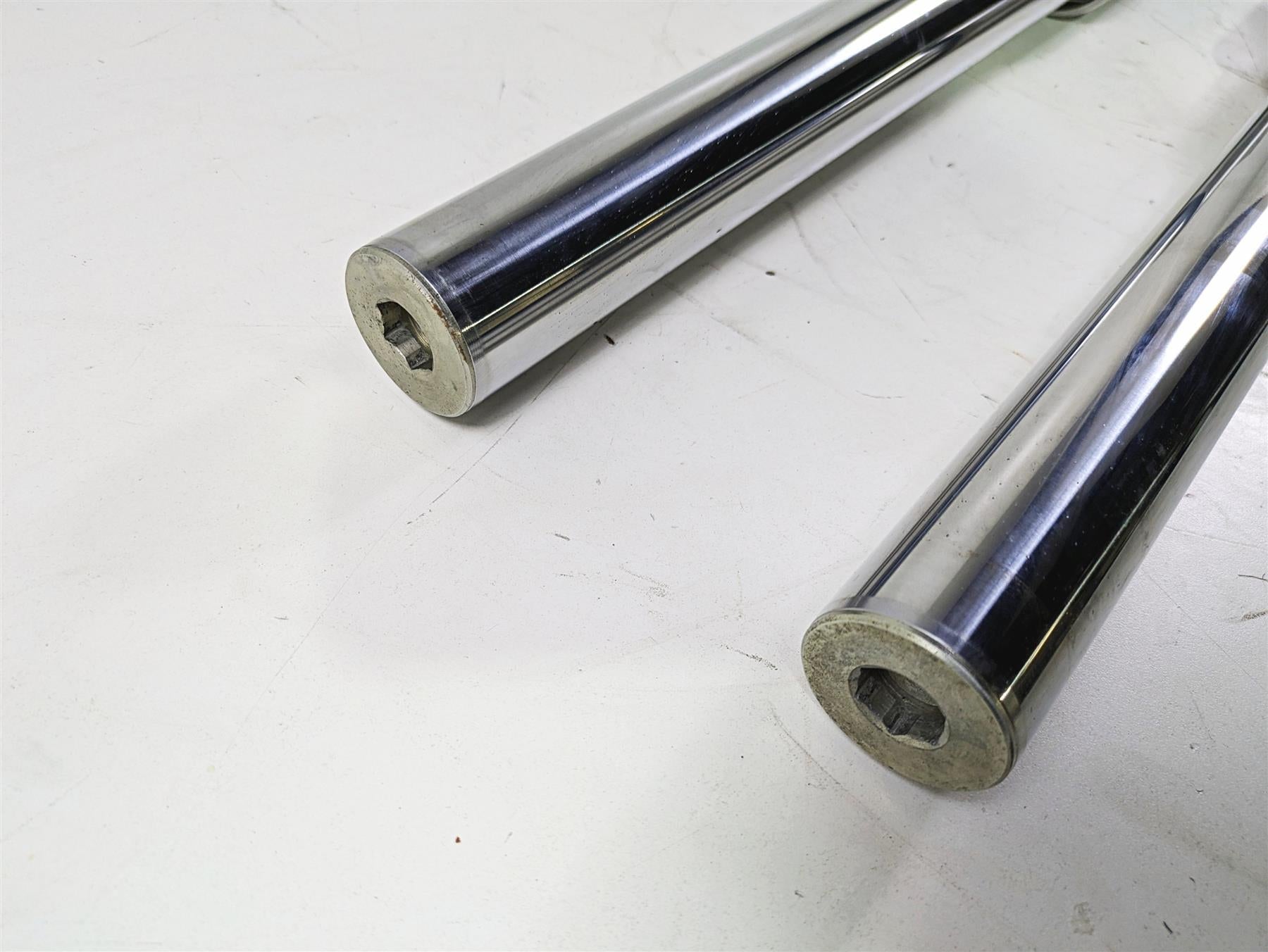 2016 Harley Touring FLTRX Road Glide Front Fork Leg Set 49mm 45400021 45400022 {{ shop.shopifyCountryName }} - Mototech271