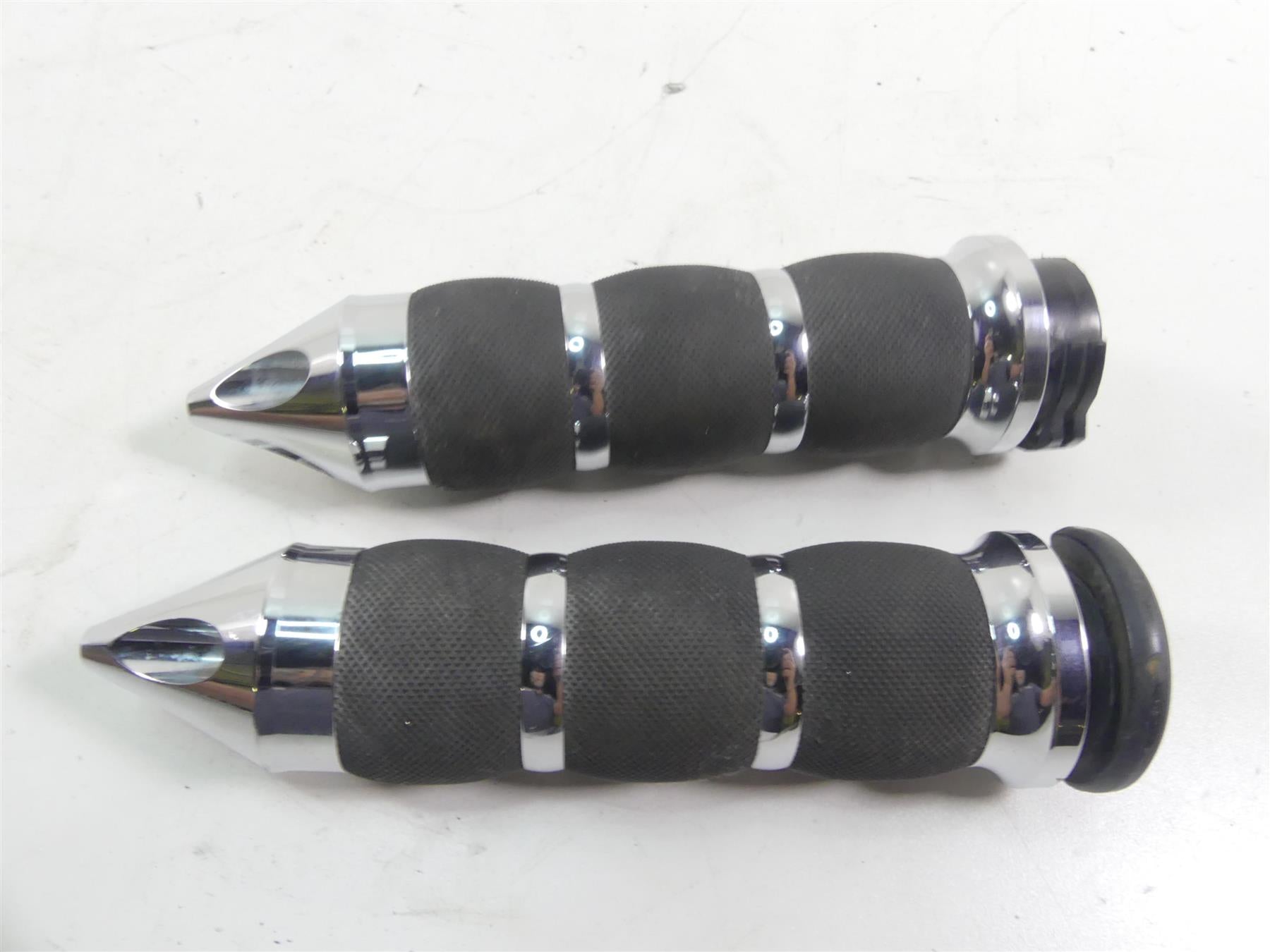 2004 Harley FXDWGI Dyna Wide Glide Avon Spike 1" Handlebar Grip Set 0630-1224 {{ shop.shopifyCountryName }} - Mototech271