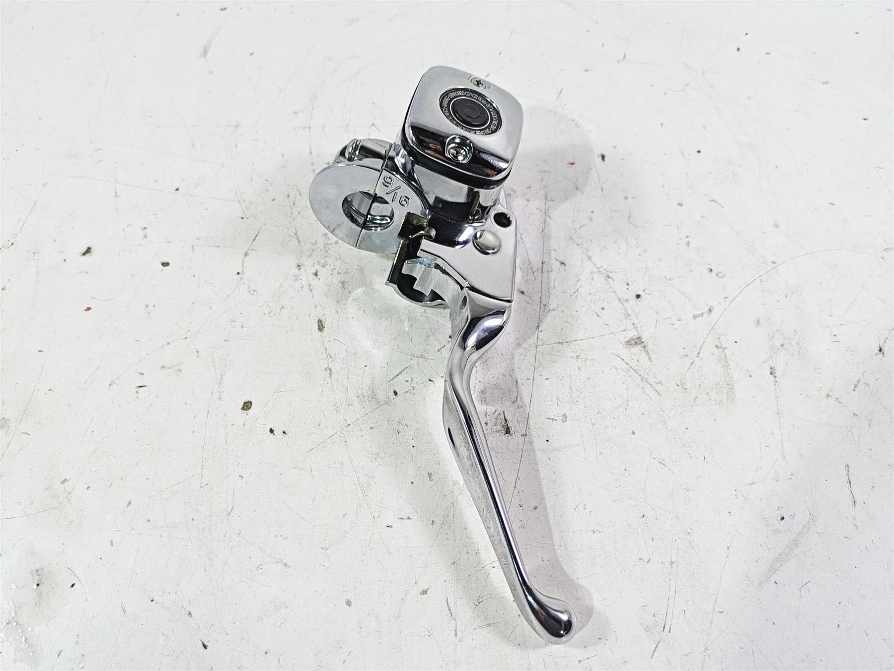 2005 Harley Softail FLSTFSE CVO Fat Boy Front Brake Mstr Cylinder 9/16 44728-05 {{ shop.shopifyCountryName }} - Mototech271