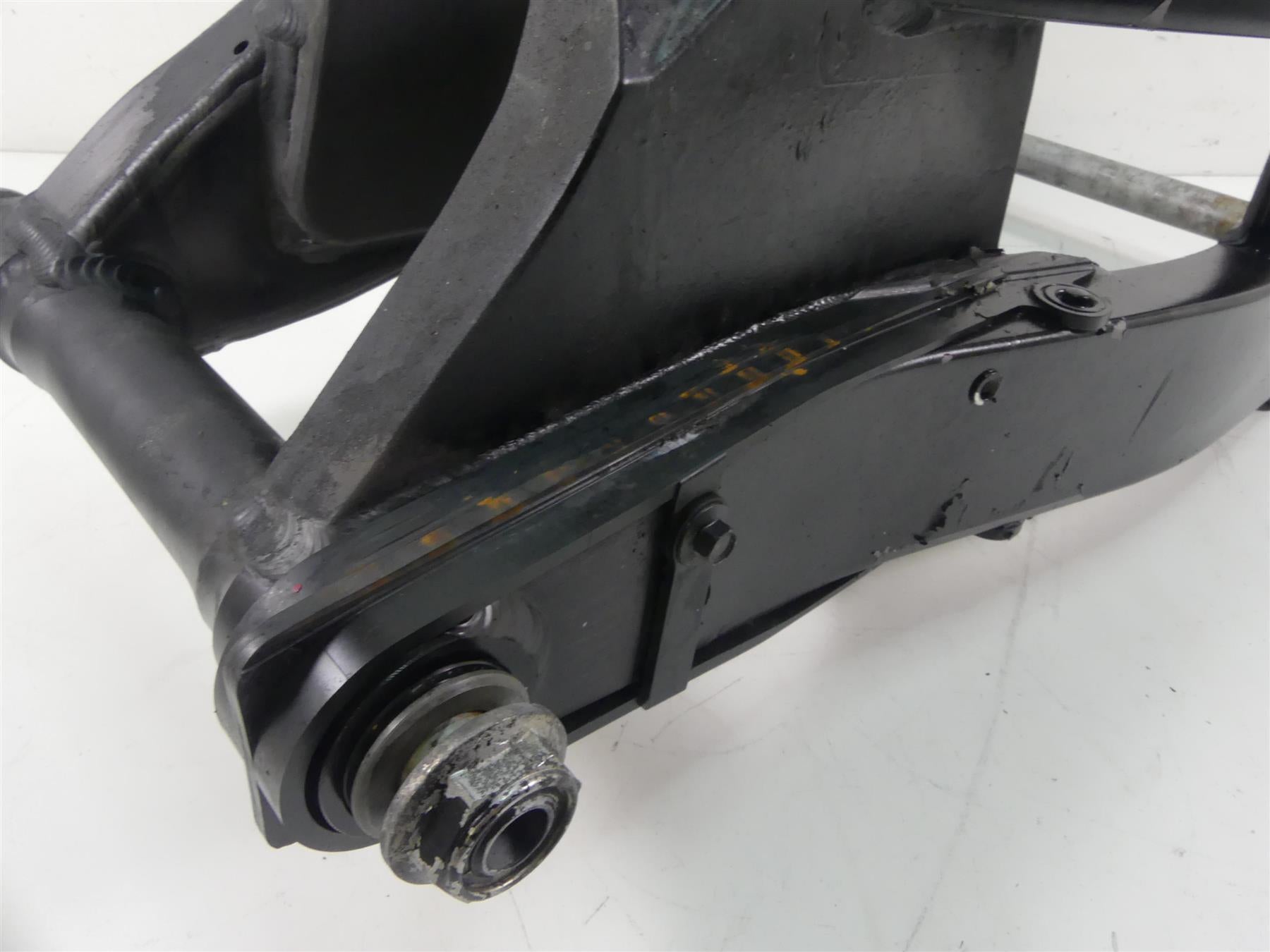 2018 Honda CBR1000 RR SC77 Straight Rear Swingarm Swing Arm + Axle 52200-MKF-D40 {{ shop.shopifyCountryName }} - Mototech271