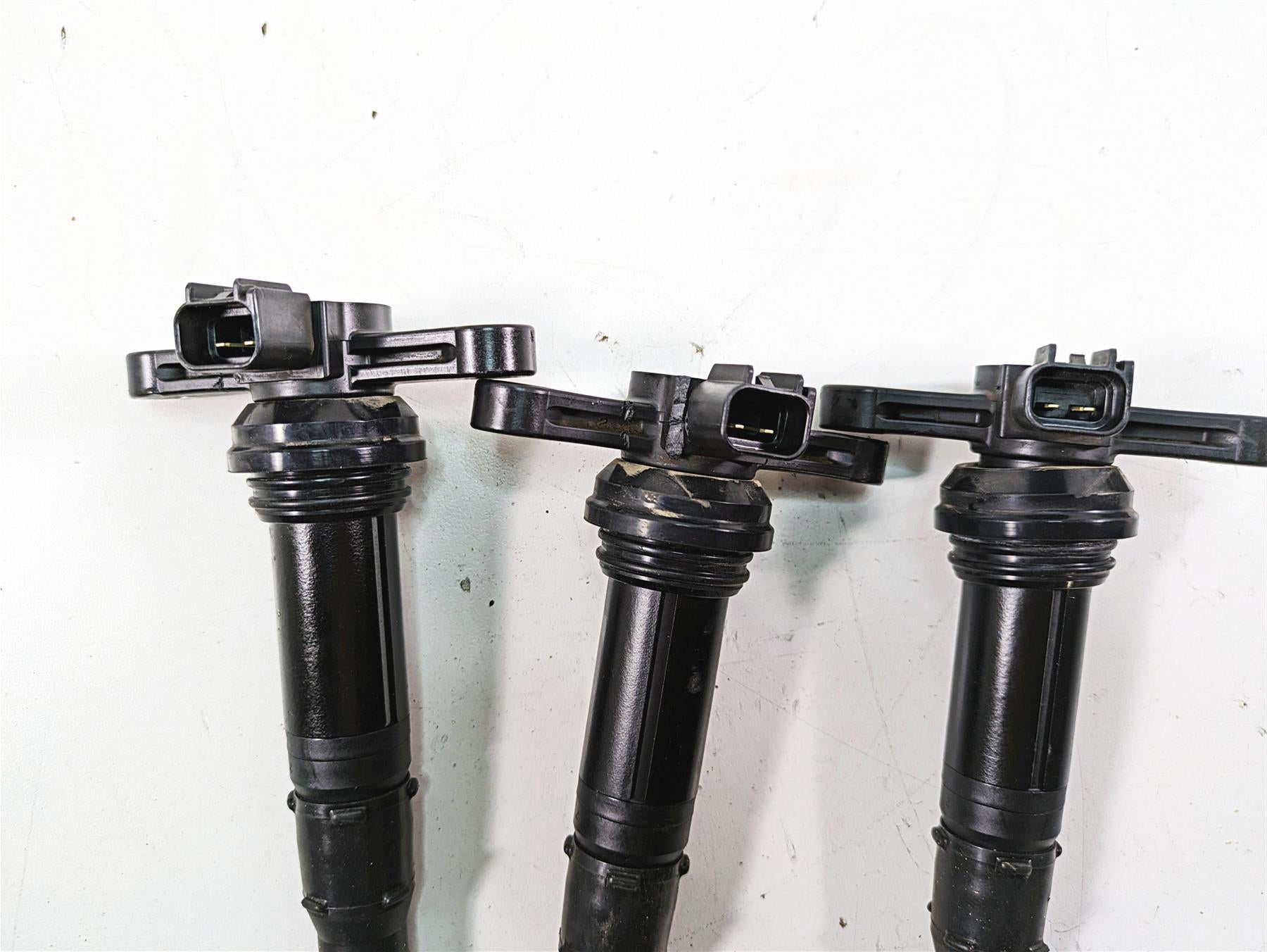 2018 Yamaha YXZ1000R EPS SS Ignition Stick Coil Set 2HC-82310-00-00 {{ shop.shopifyCountryName }} - Mototech271